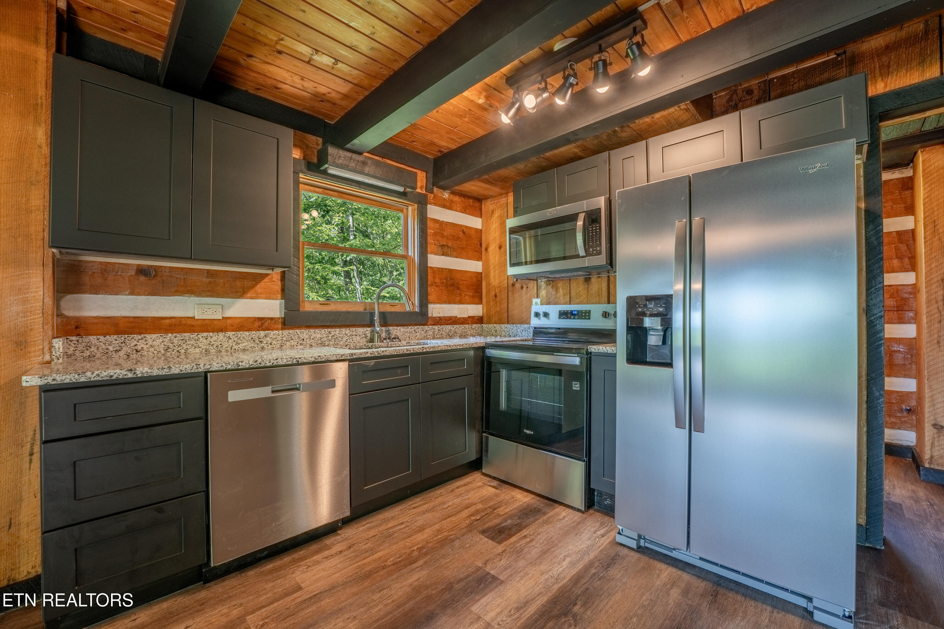 2133 Rising Fawn Way Sevierville TN 37876