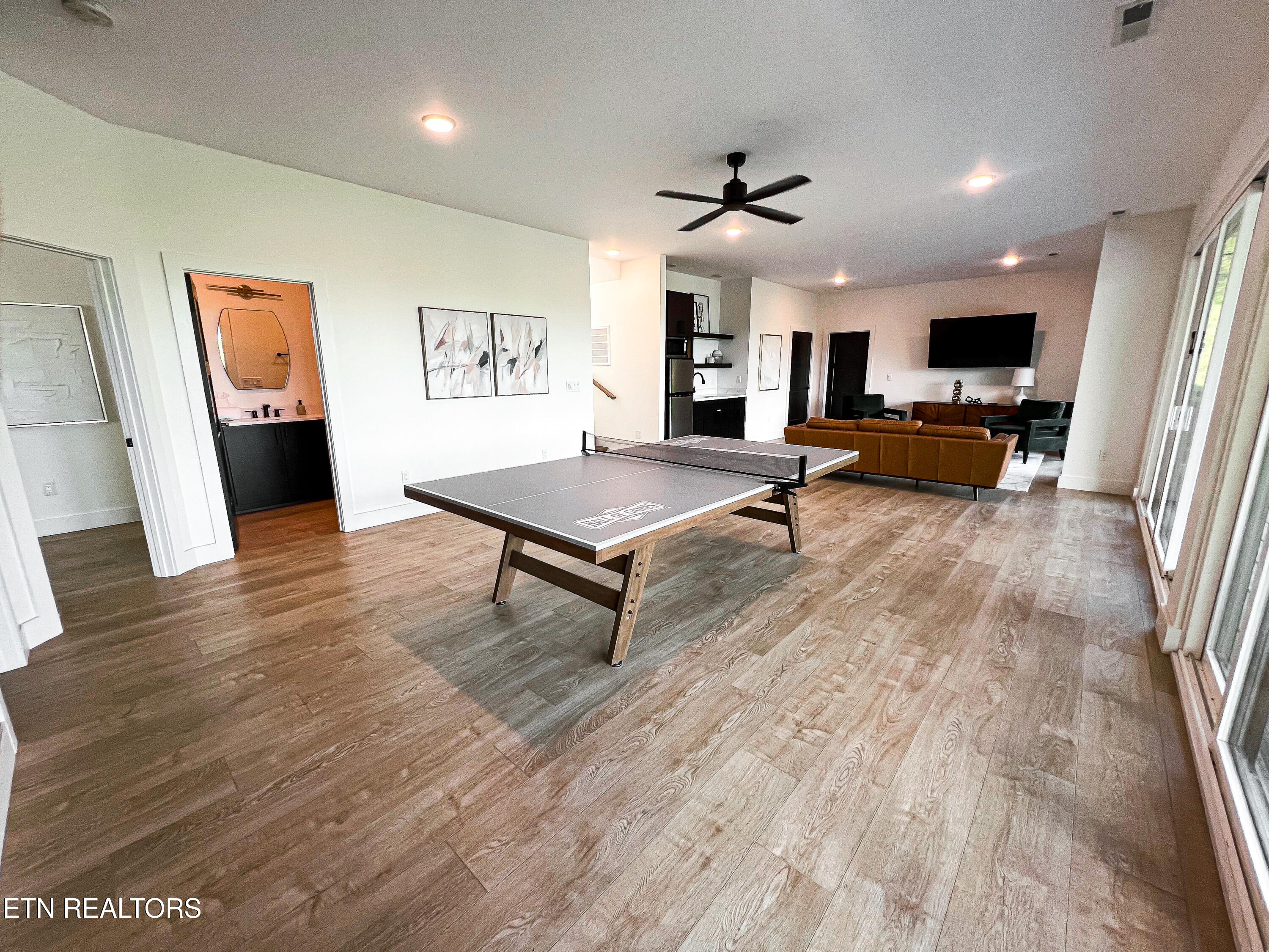 1536 Mountain Ash Way Sevierville TN 37876