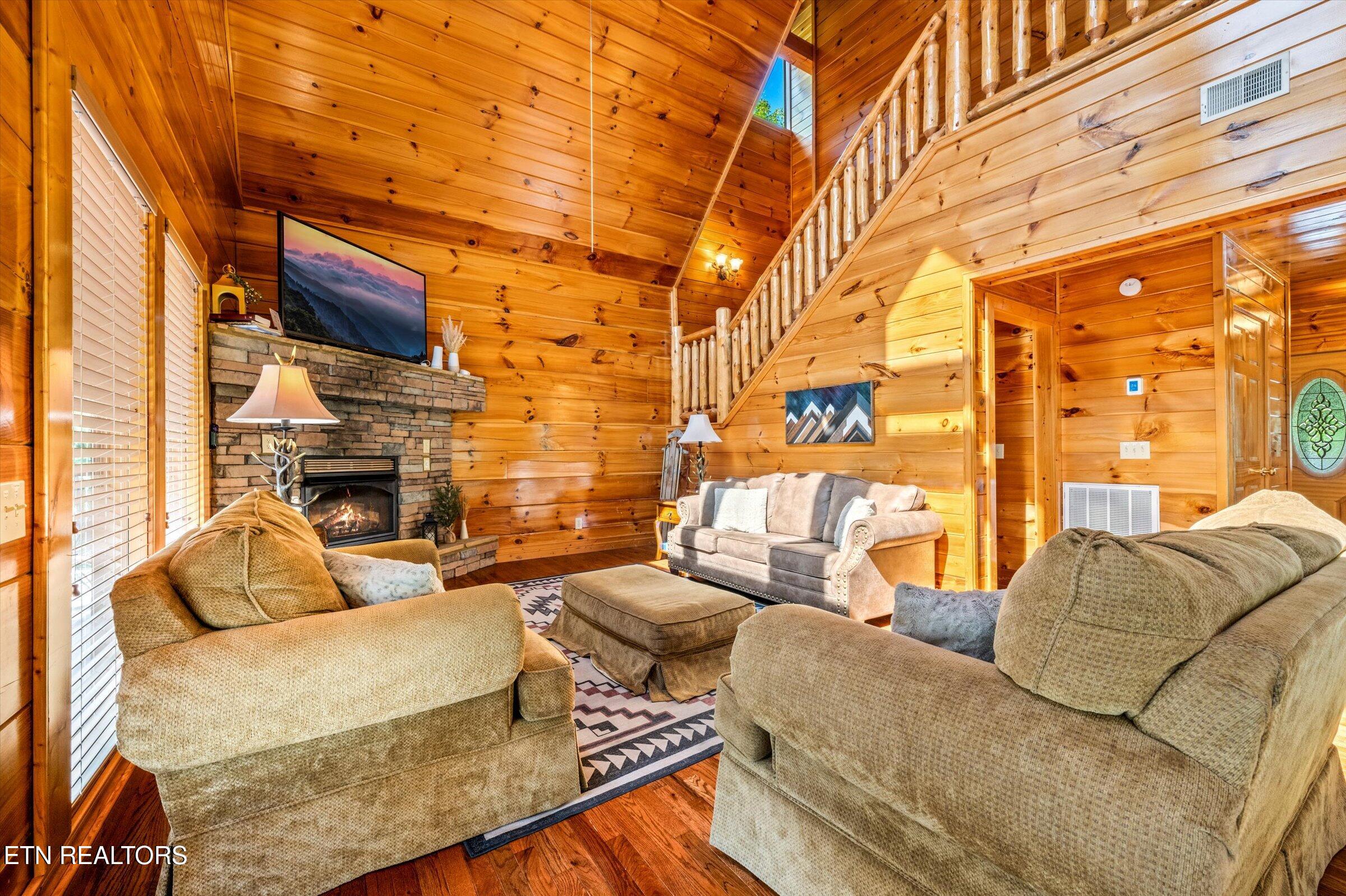 1570 Oldham Springs Way Sevierville TN 37876