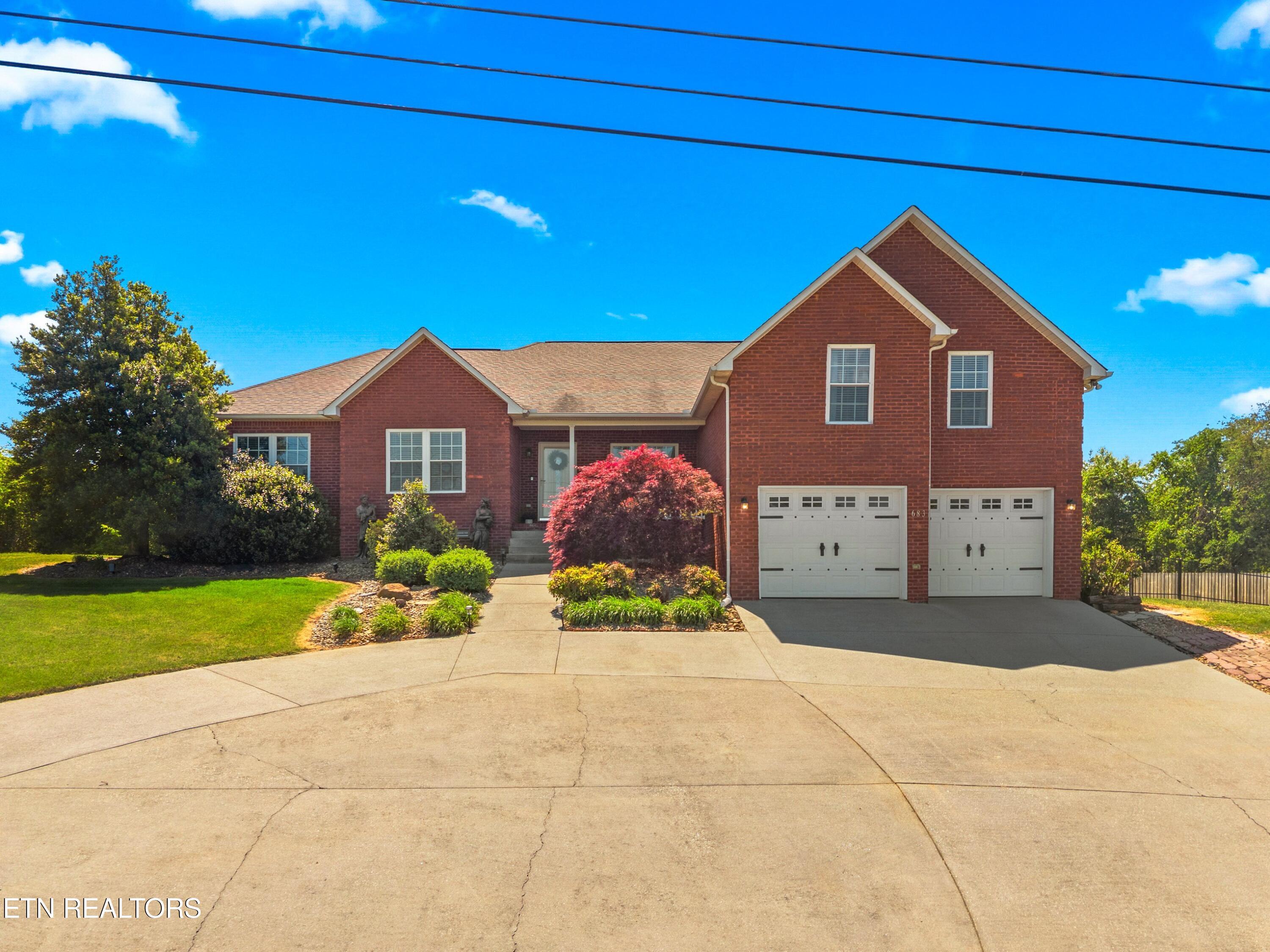 683 Privet Drive Dandridge TN 37725