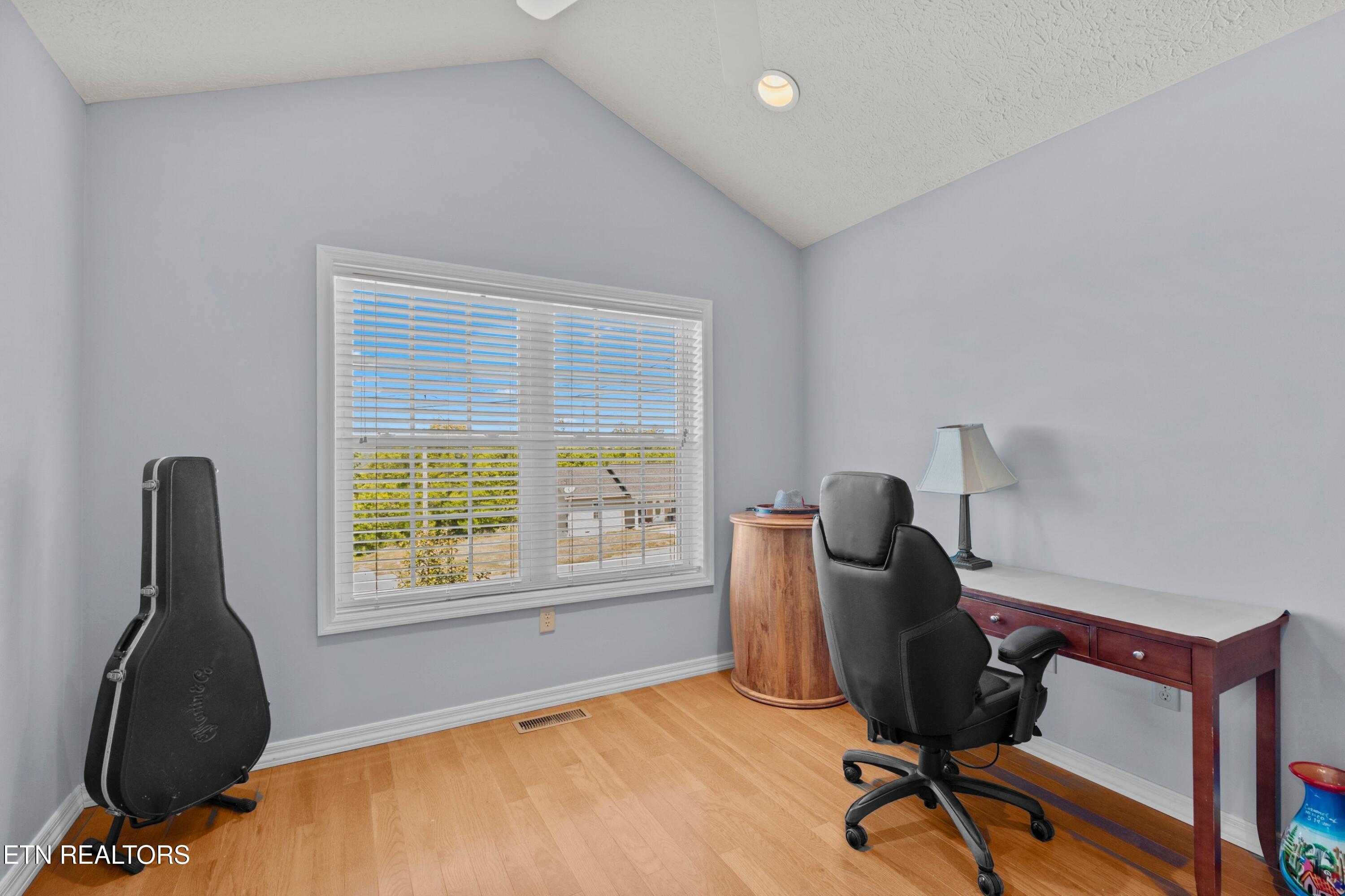 683 Privet Drive Dandridge TN 37725