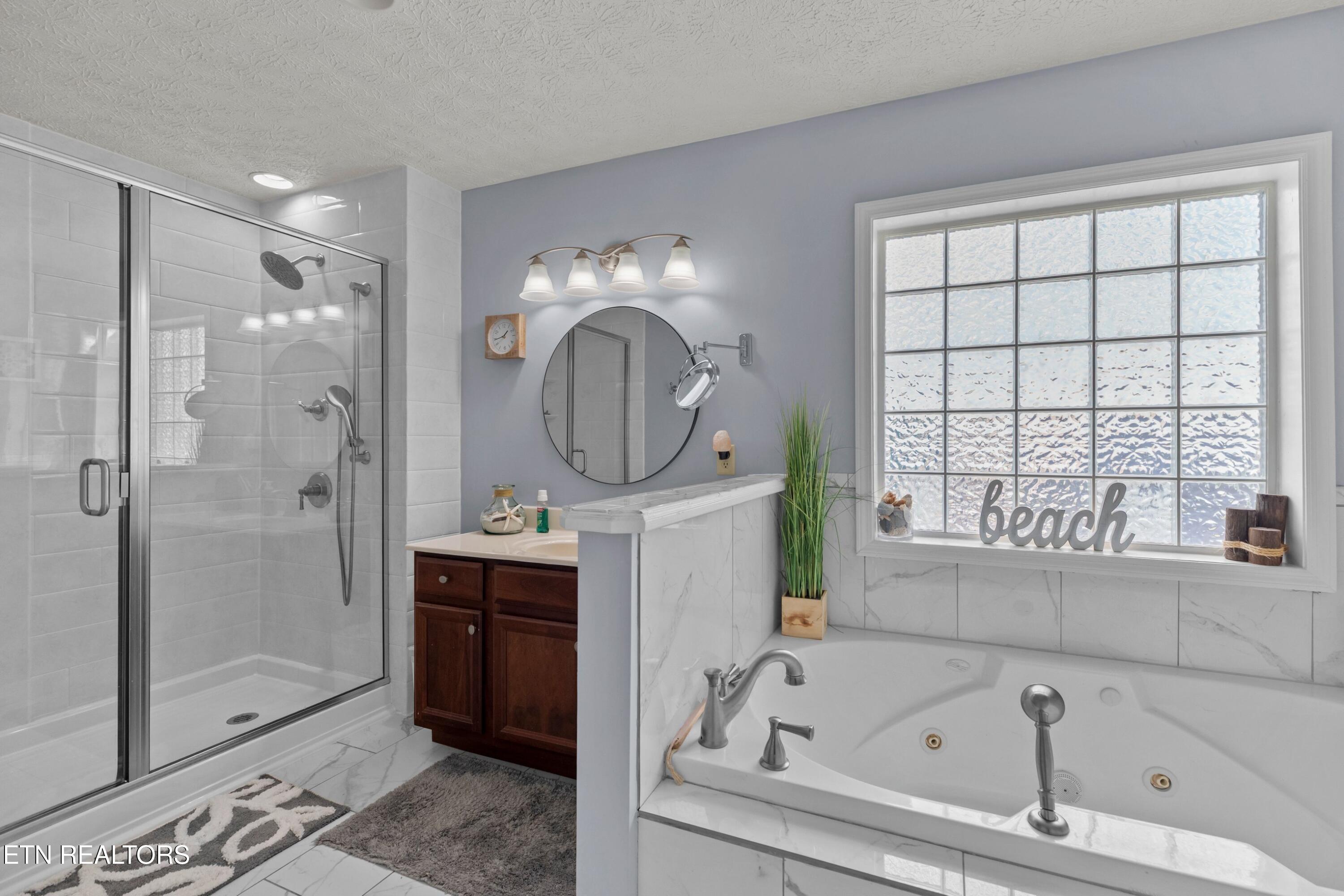 683 Privet Drive Dandridge TN 37725