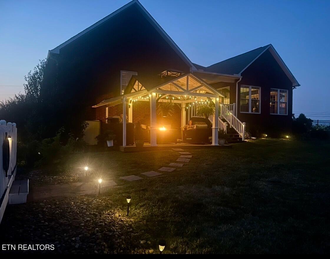 683 Privet Drive Dandridge TN 37725