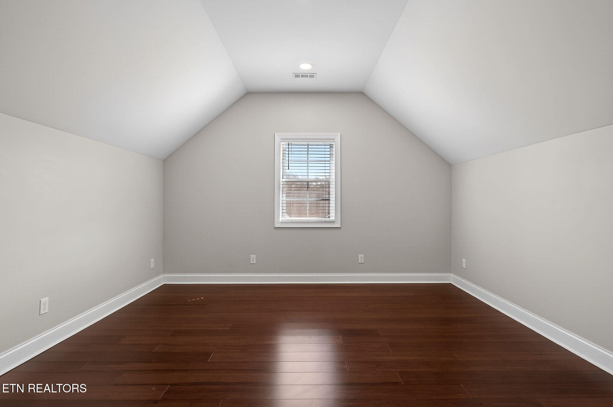 1312 Bridle Cookeville TN 38501