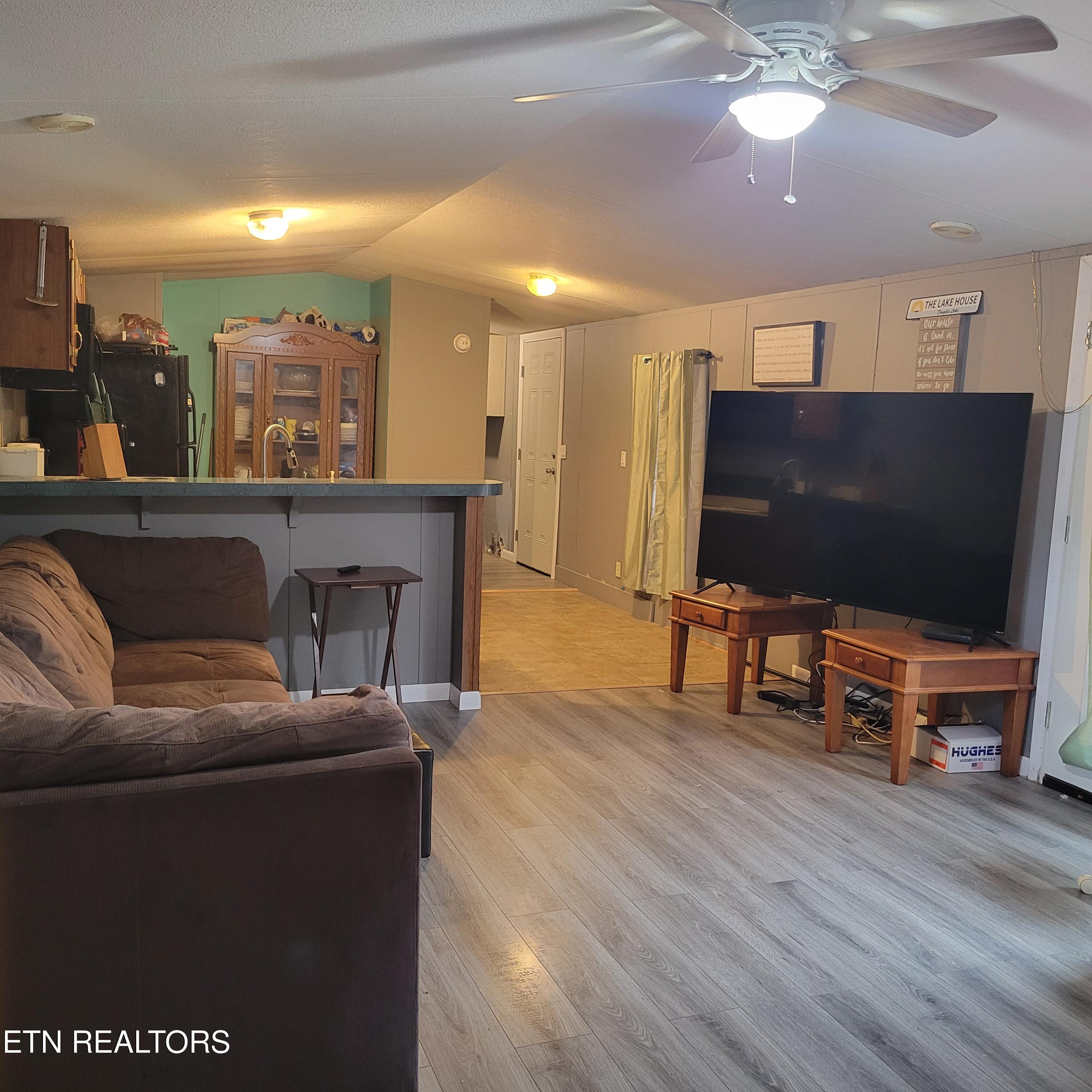 1618 Omaha Trail Dandridge TN 37725