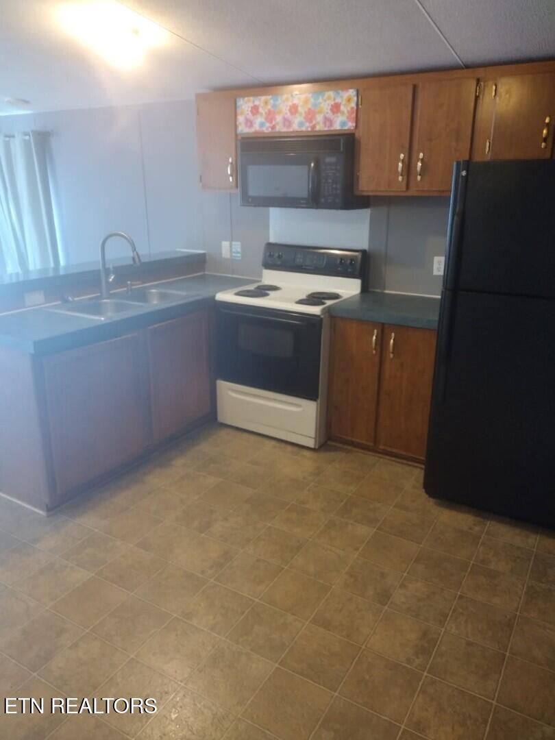 1618 Omaha Trail Dandridge TN 37725