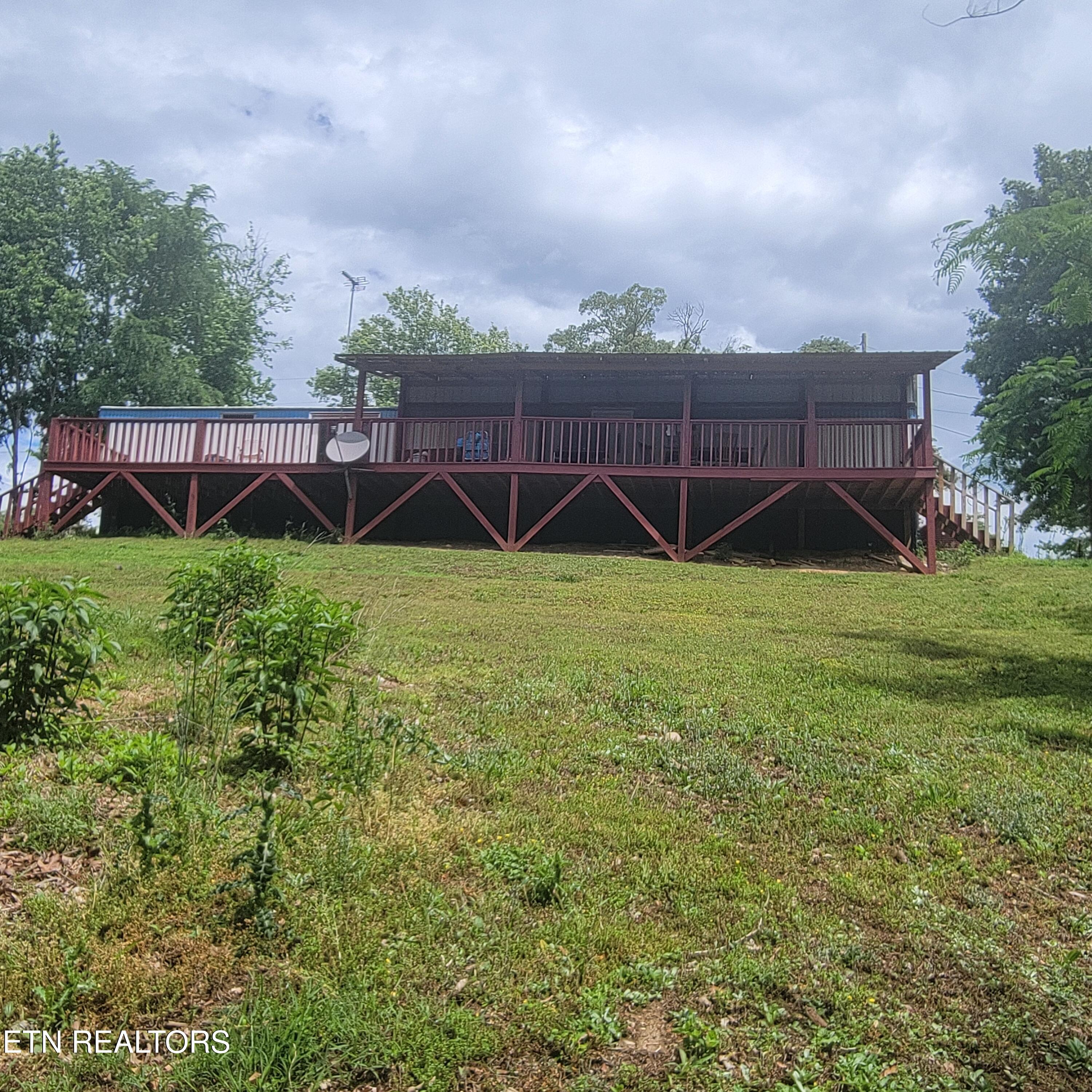 1618 Omaha Trail Dandridge TN 37725