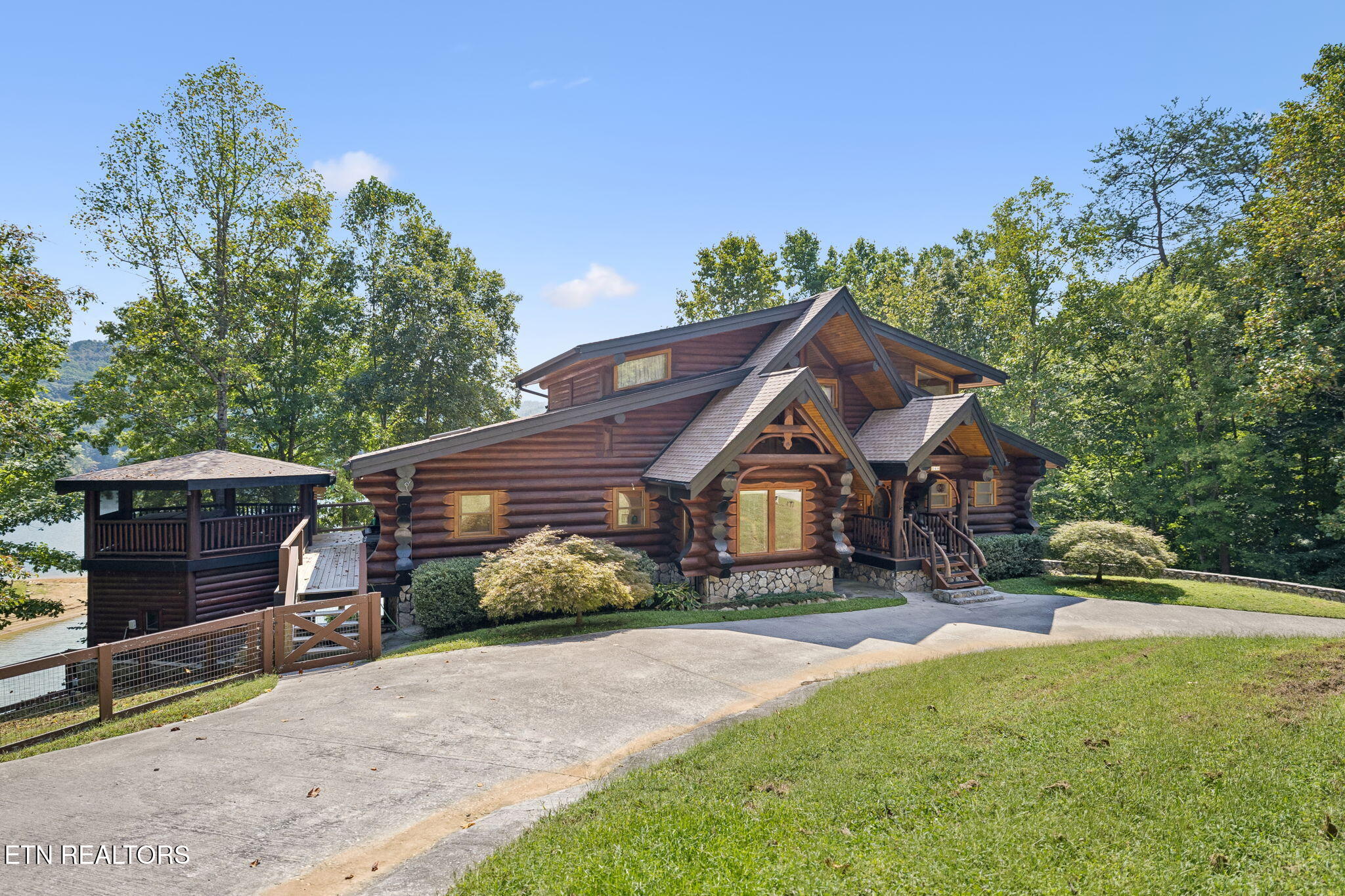 546 Bluff View Road New Tazewell TN 37825