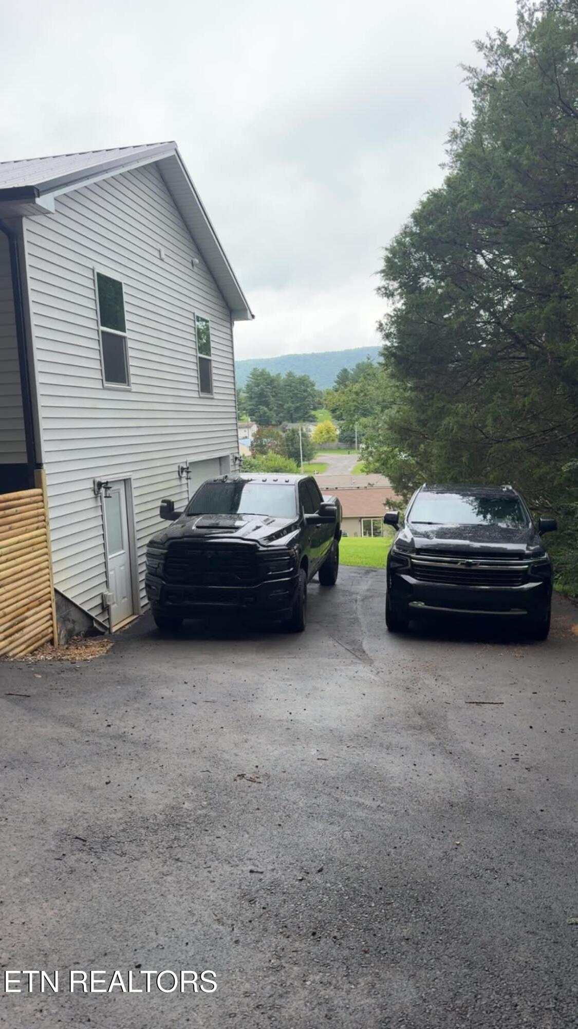 150 Hatmaker Ridge Road Jacksboro TN 37757