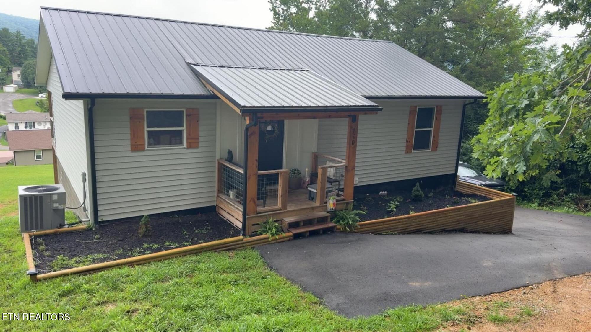 150 Hatmaker Ridge Road Jacksboro TN 37757