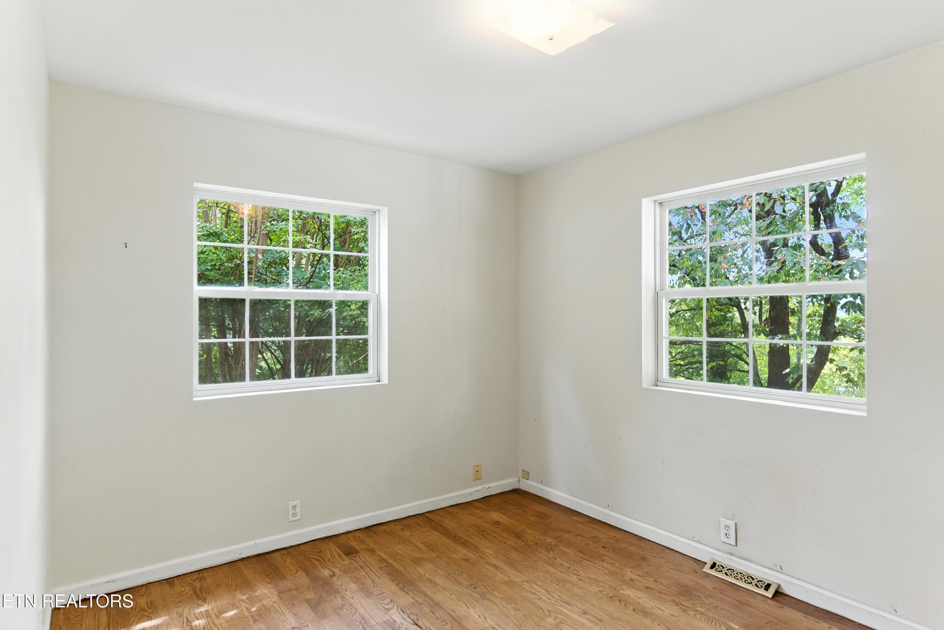 116 East Magnolia Lane Oak Ridge TN 37830