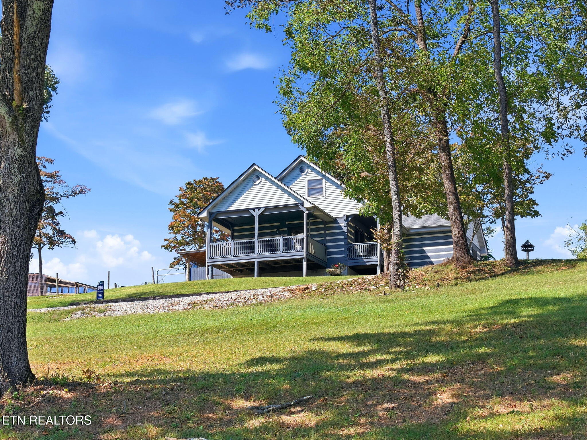230 Johnson Lane Rocky Top TN 37769