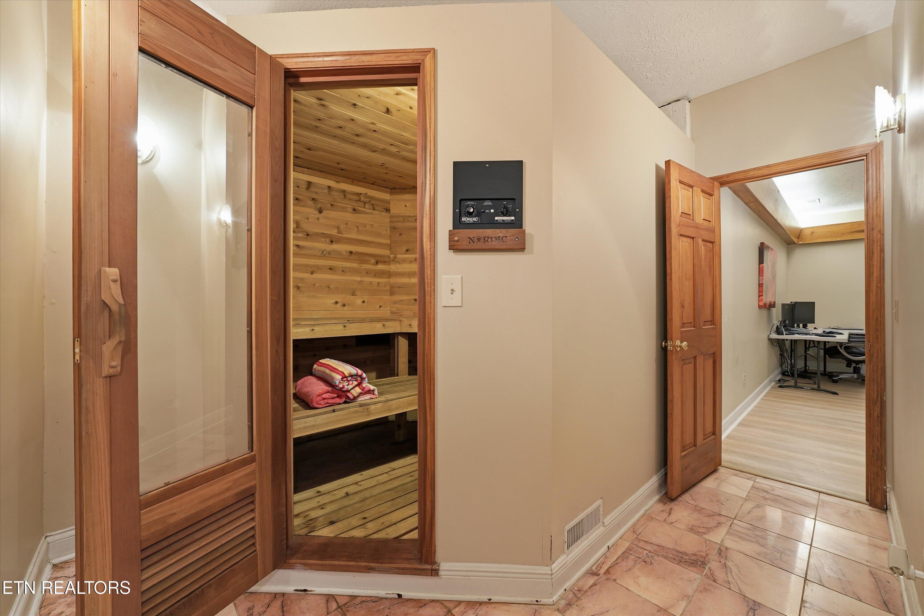 38 Palisades Parkway Oak Ridge TN 37830