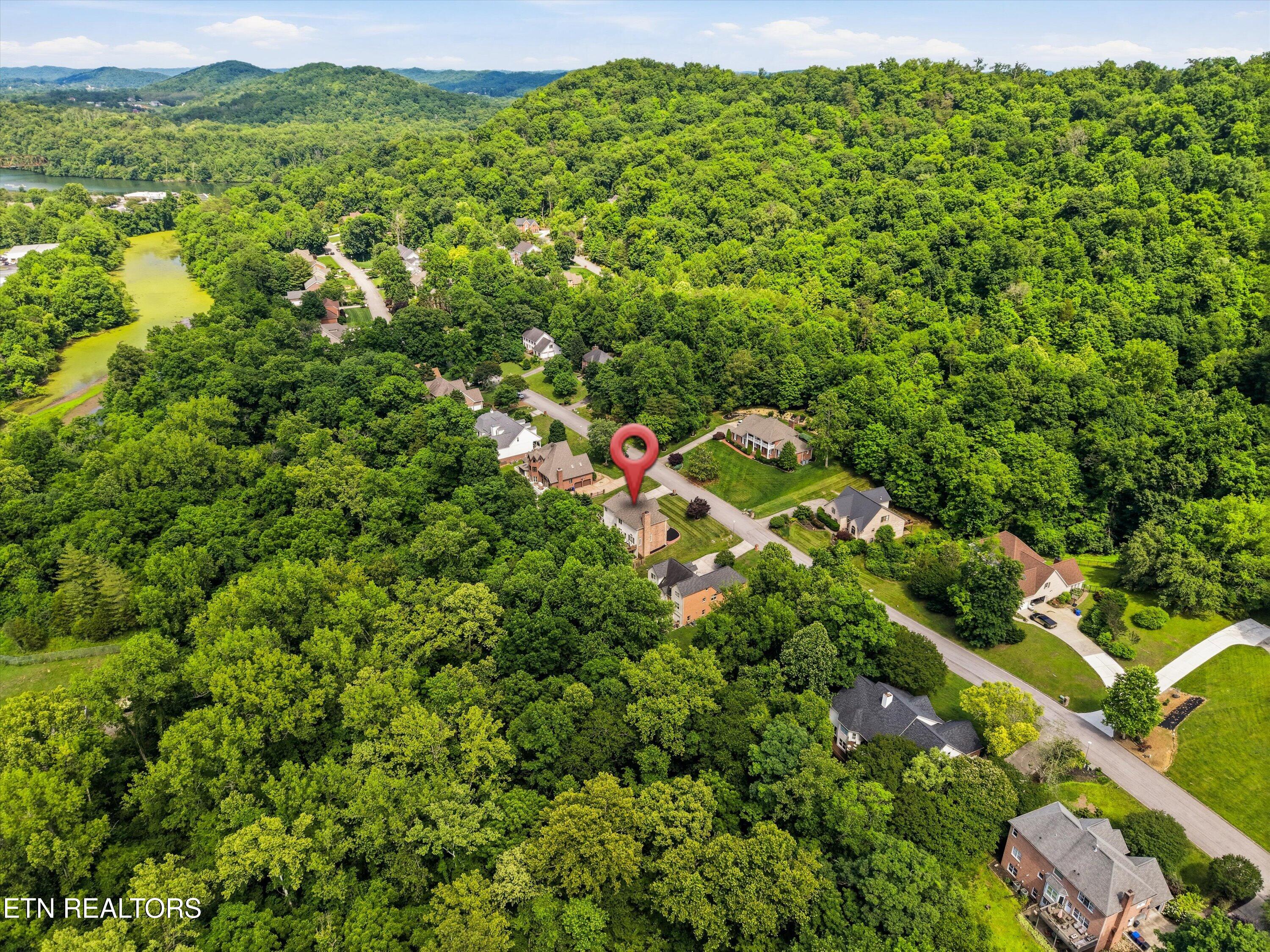38 Palisades Parkway Oak Ridge TN 37830