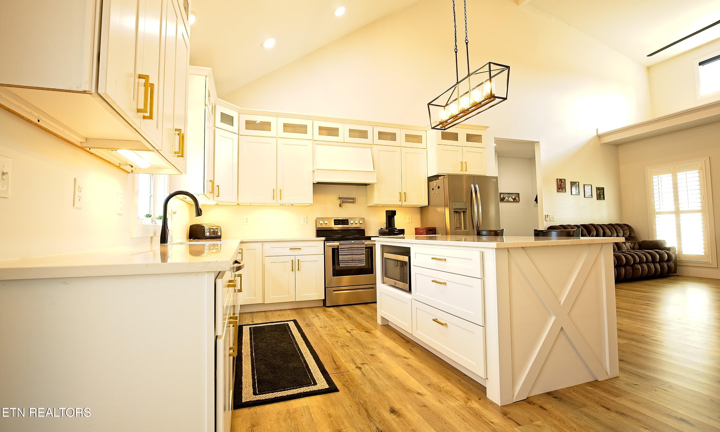 114 Canter Hill Lane Jamestown TN 38556