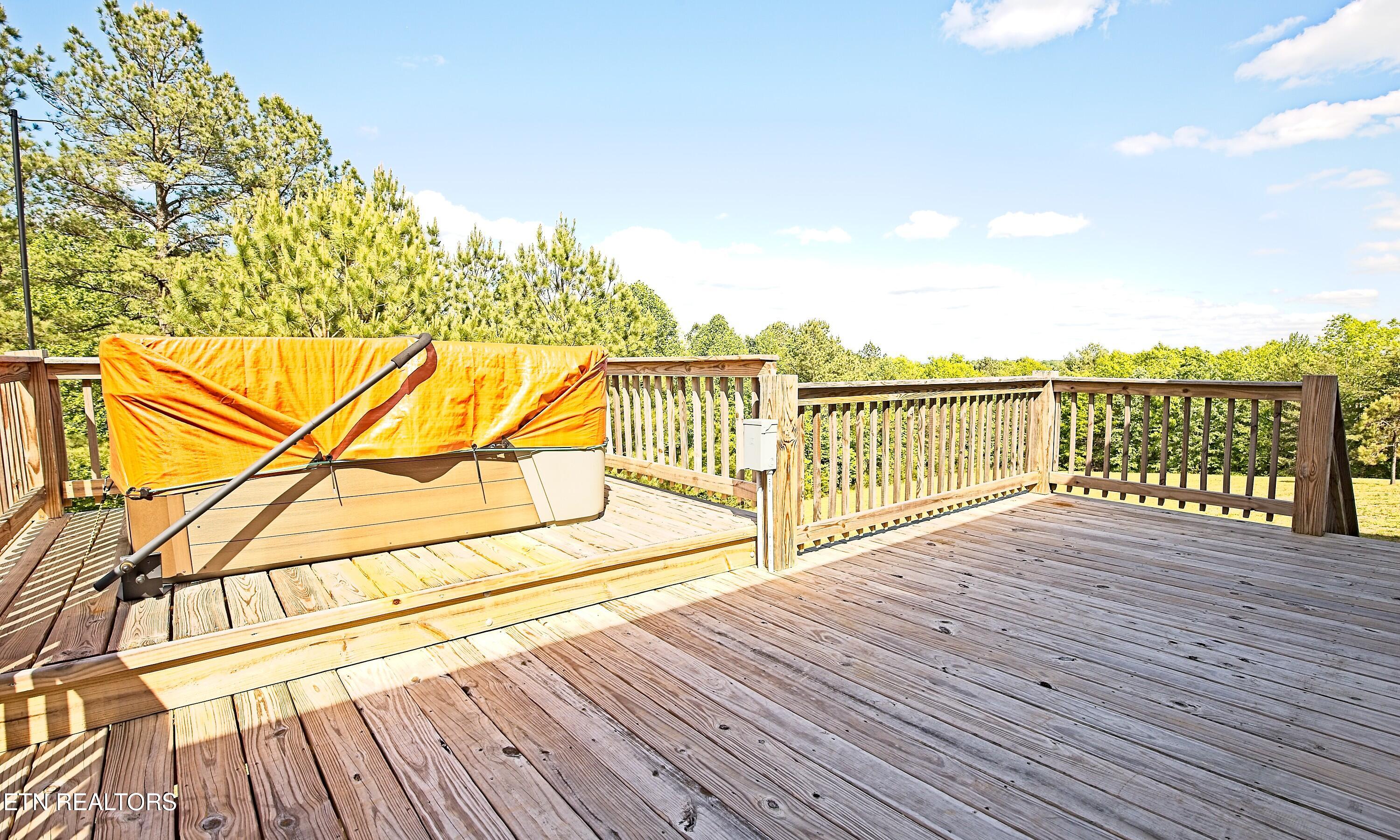 114 Canter Hill Lane Jamestown TN 38556