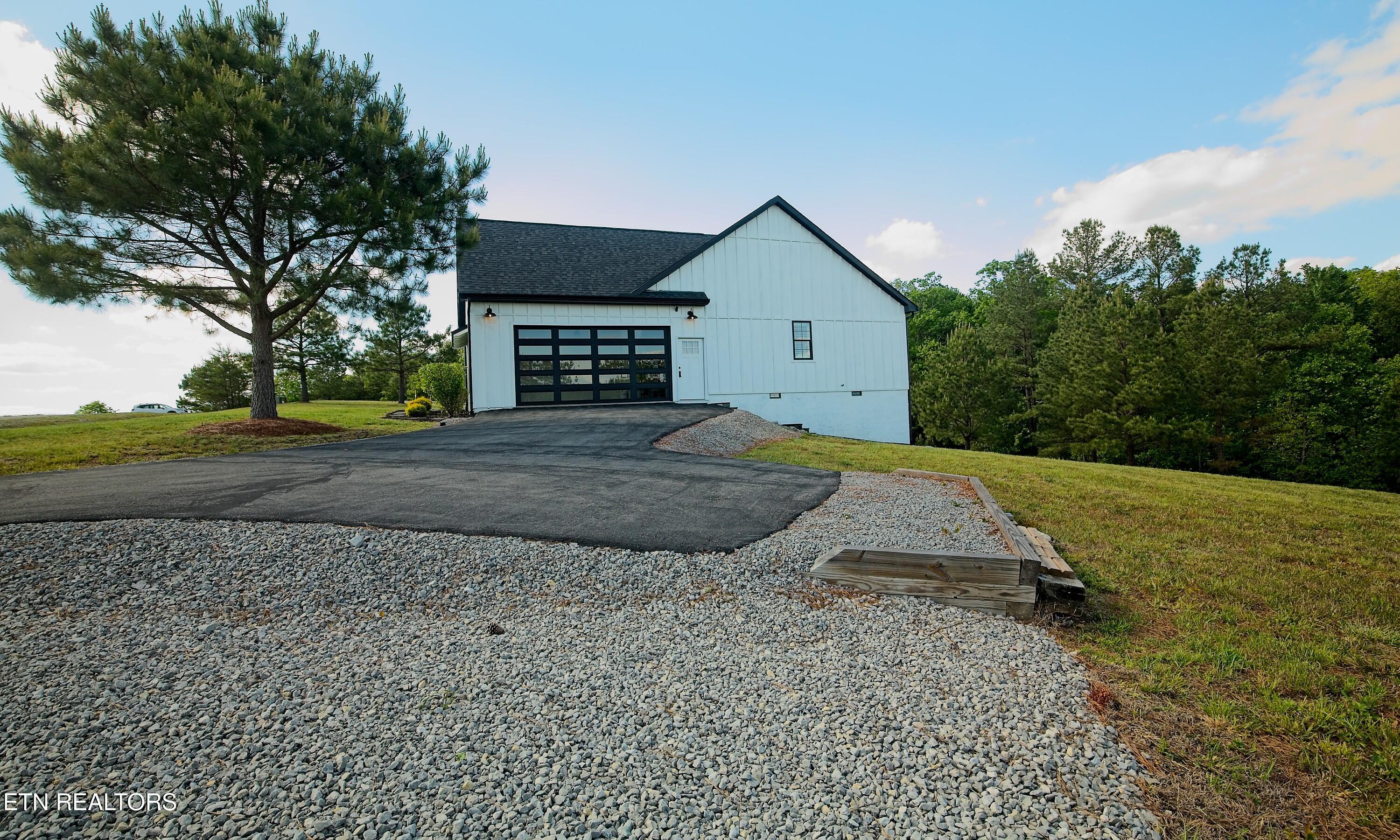 114 Canter Hill Lane Jamestown TN 38556