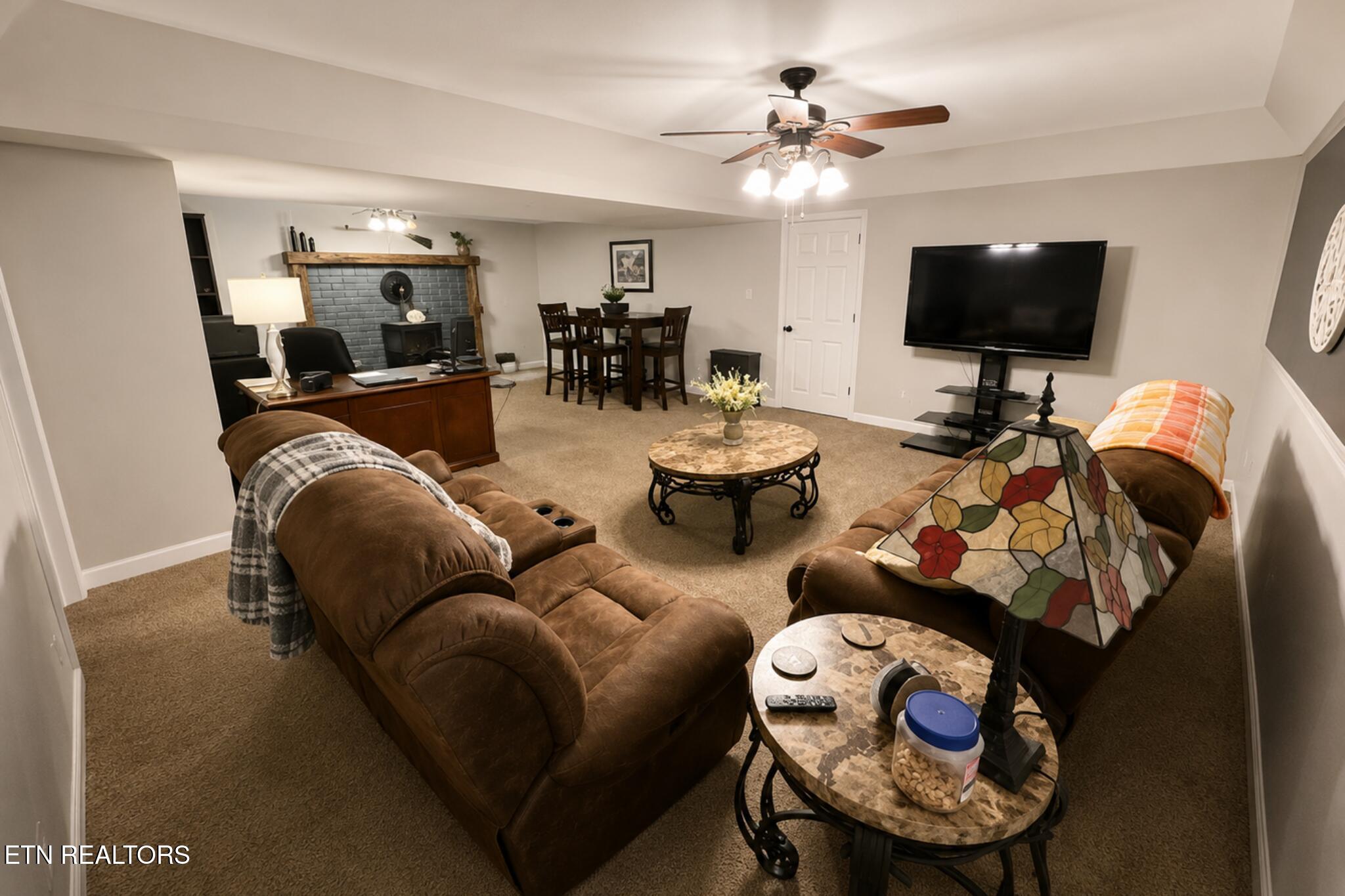 206 E Brushy Valley Drive Powell TN 37849