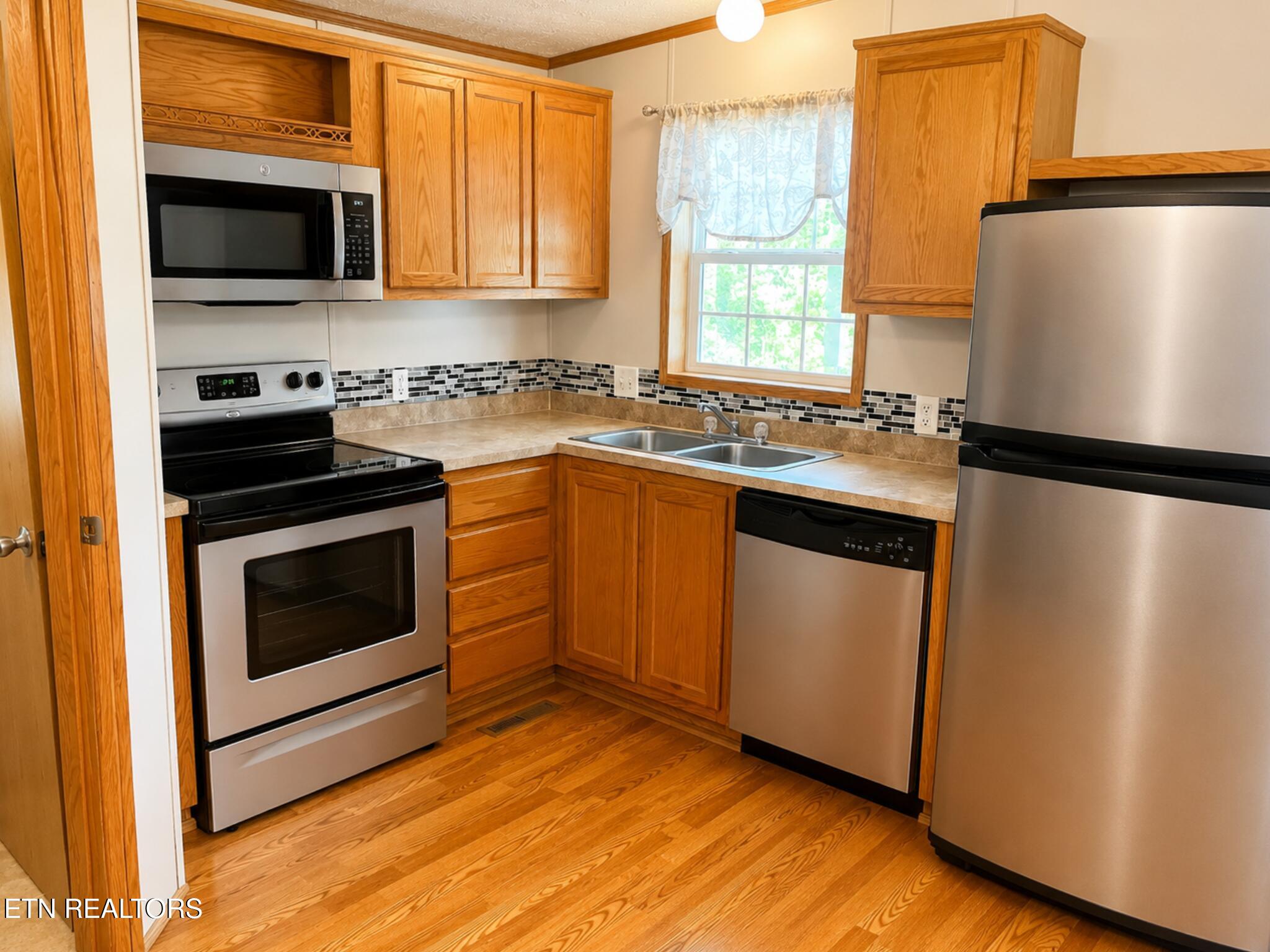 206 E Brushy Valley Drive Powell TN 37849