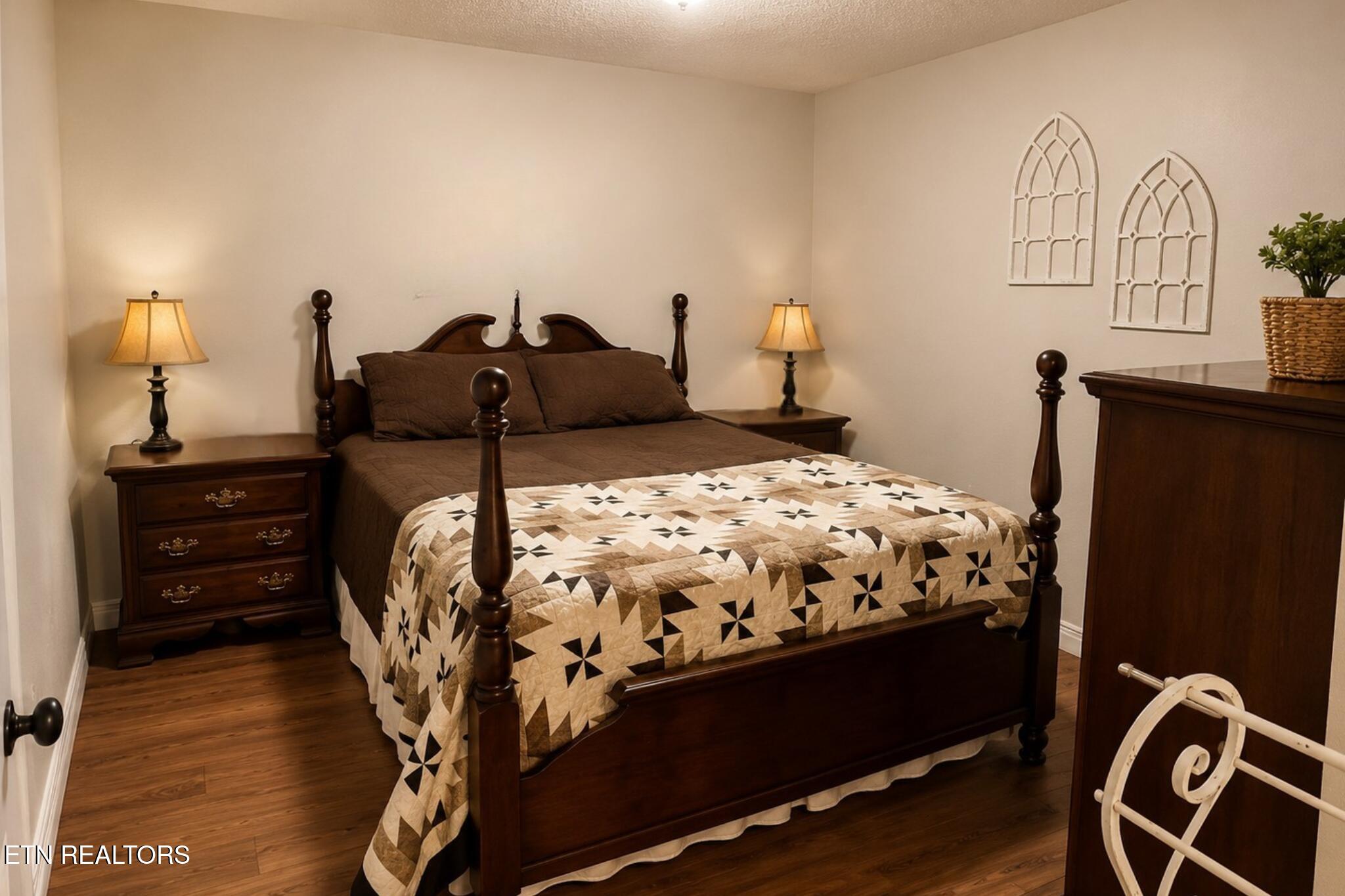 206 E Brushy Valley Drive Powell TN 37849