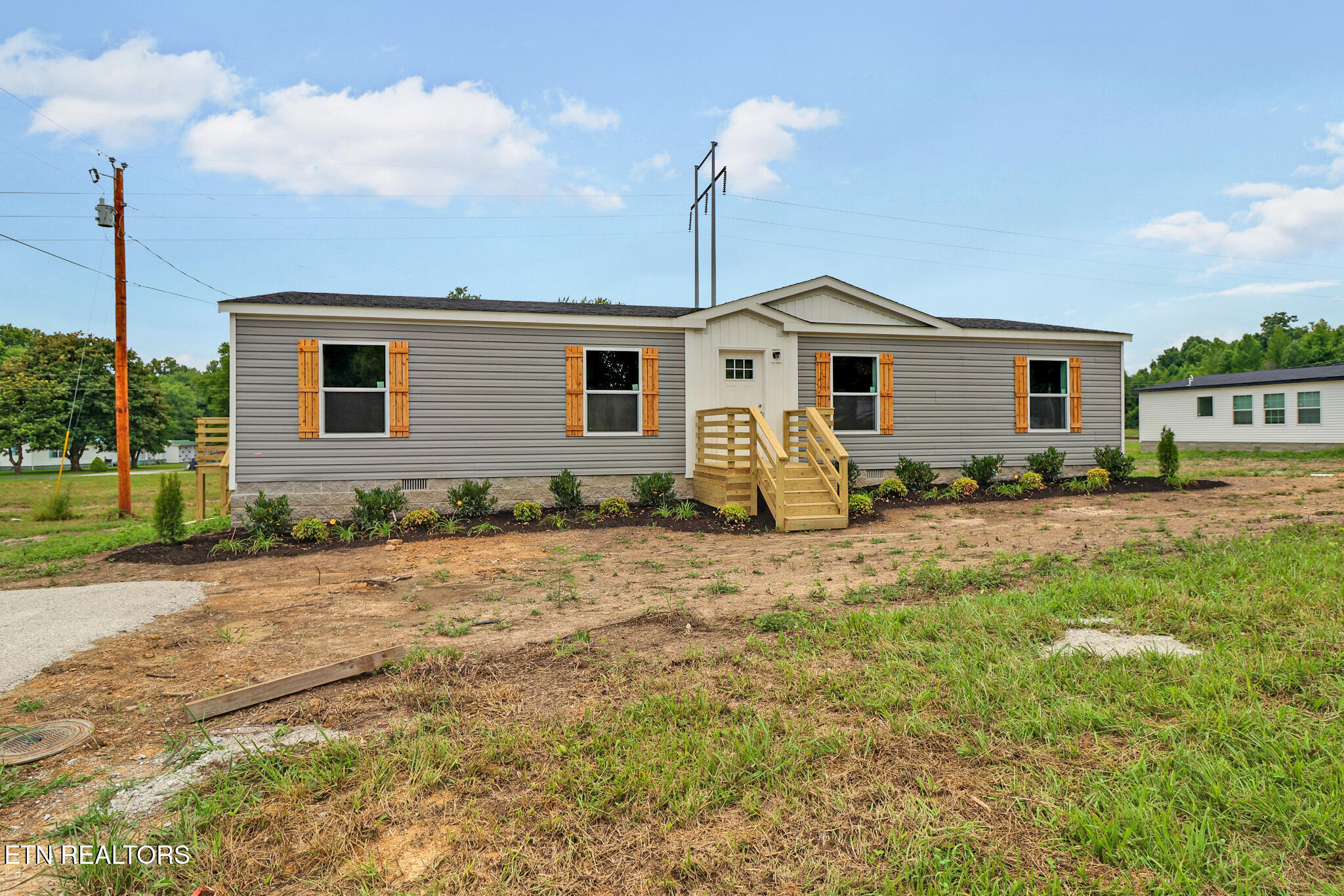 126 Pullman Lane Oneida TN 37841