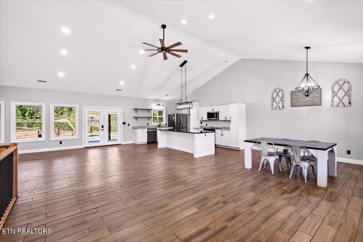 143 Gibbs Lane Clinton TN 37716