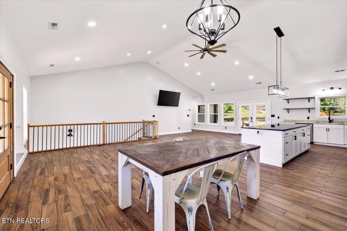 143 Gibbs Lane Clinton TN 37716