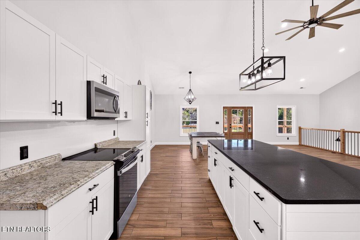 143 Gibbs Lane Clinton TN 37716