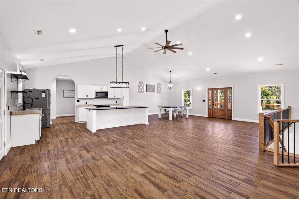 143 Gibbs Lane Clinton TN 37716