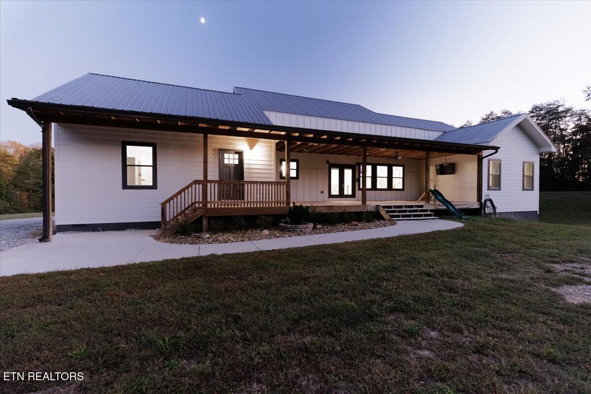143 Gibbs Lane Clinton TN 37716