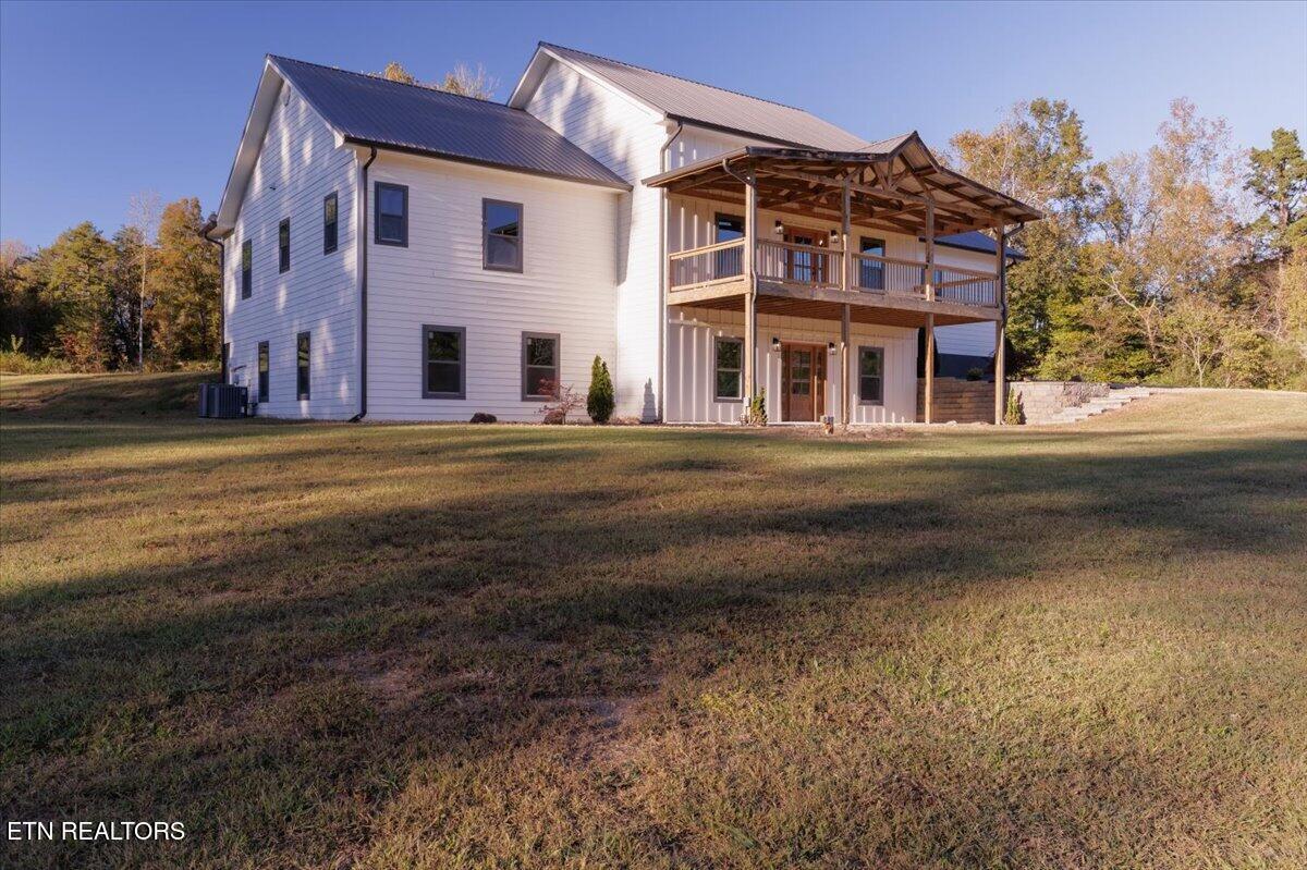 143 Gibbs Lane Clinton TN 37716