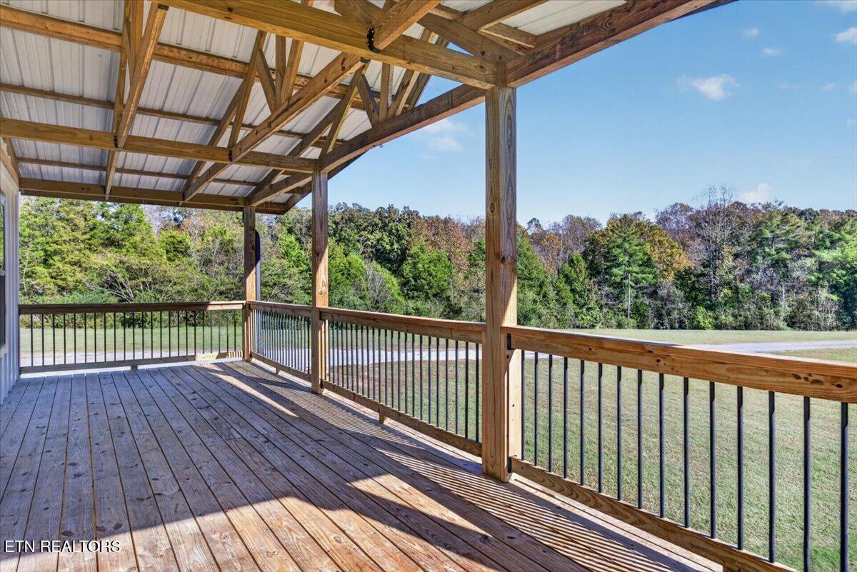 143 Gibbs Lane Clinton TN 37716
