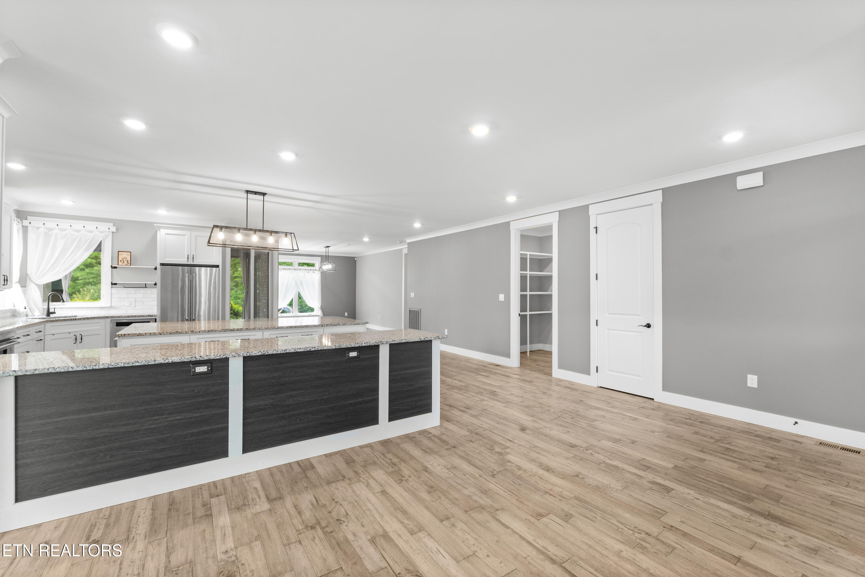 3223 Lowes Landing Louisville TN 37777