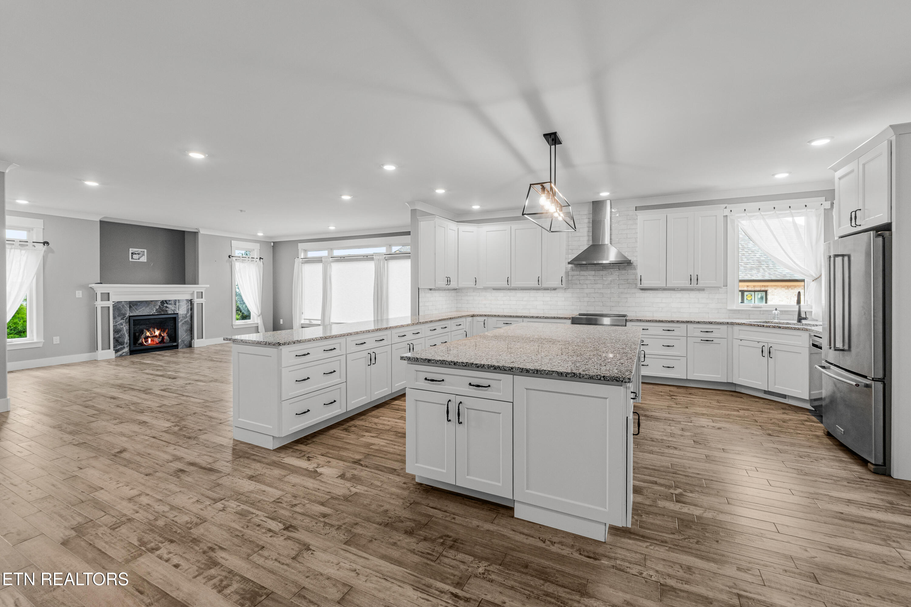 3223 Lowes Landing Louisville TN 37777