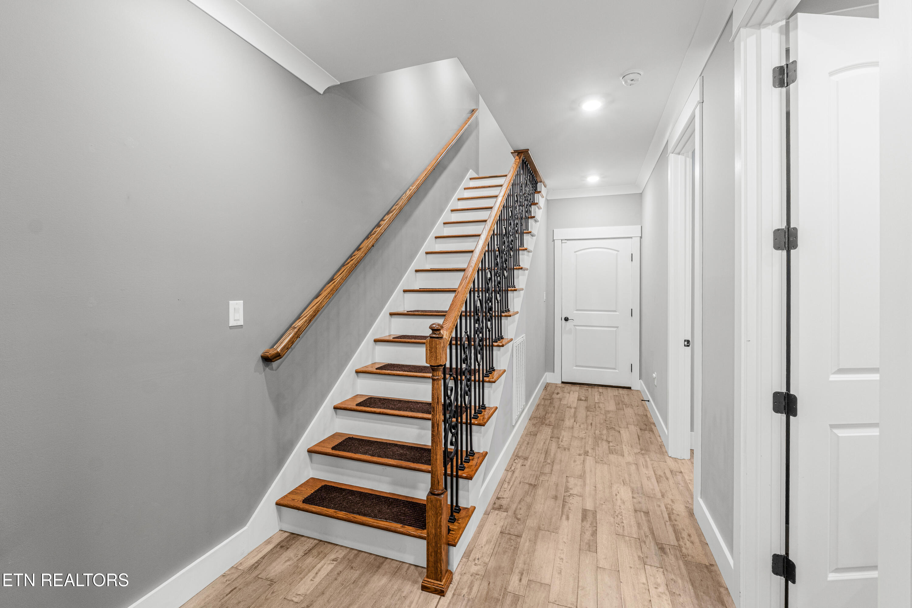 3223 Lowes Landing Louisville TN 37777