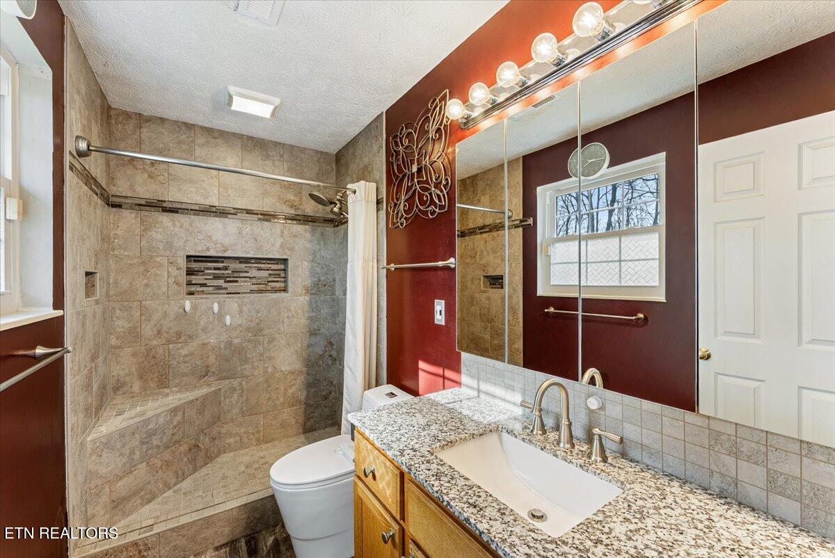 8143 Florence Gardens Road Knoxville TN 37938