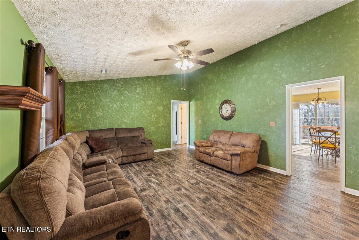 8143 Florence Gardens Road Knoxville TN 37938