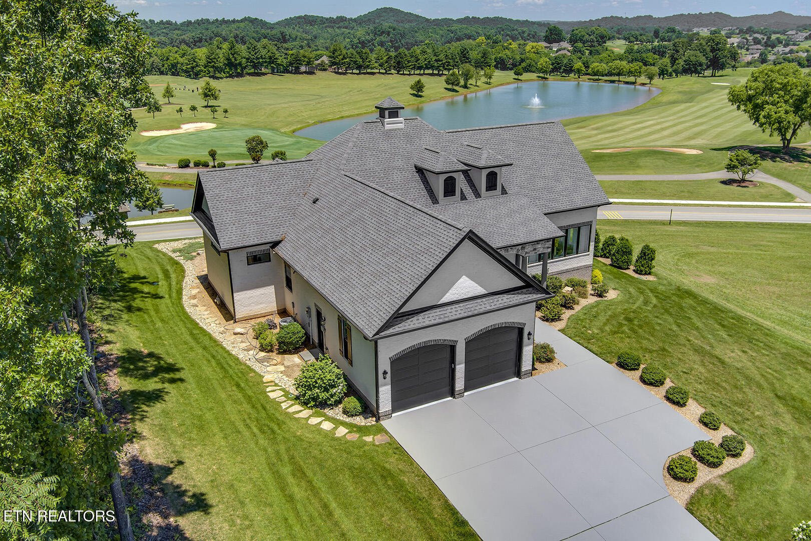 141 Gold Finch Lane Vonore TN 37885