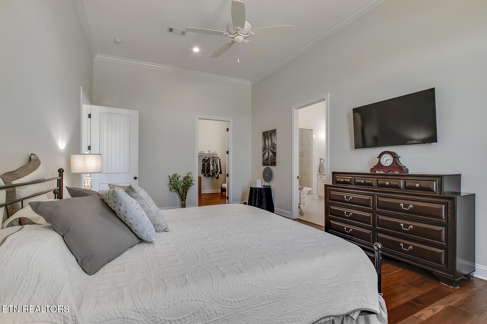 141 Gold Finch Lane Vonore TN 37885