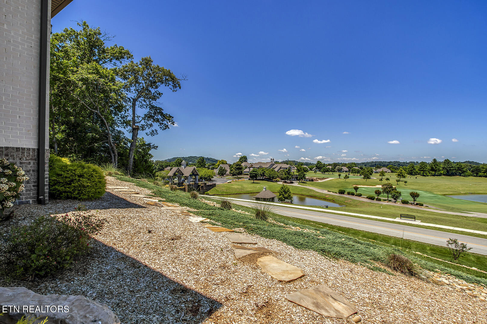 141 Gold Finch Lane Vonore TN 37885