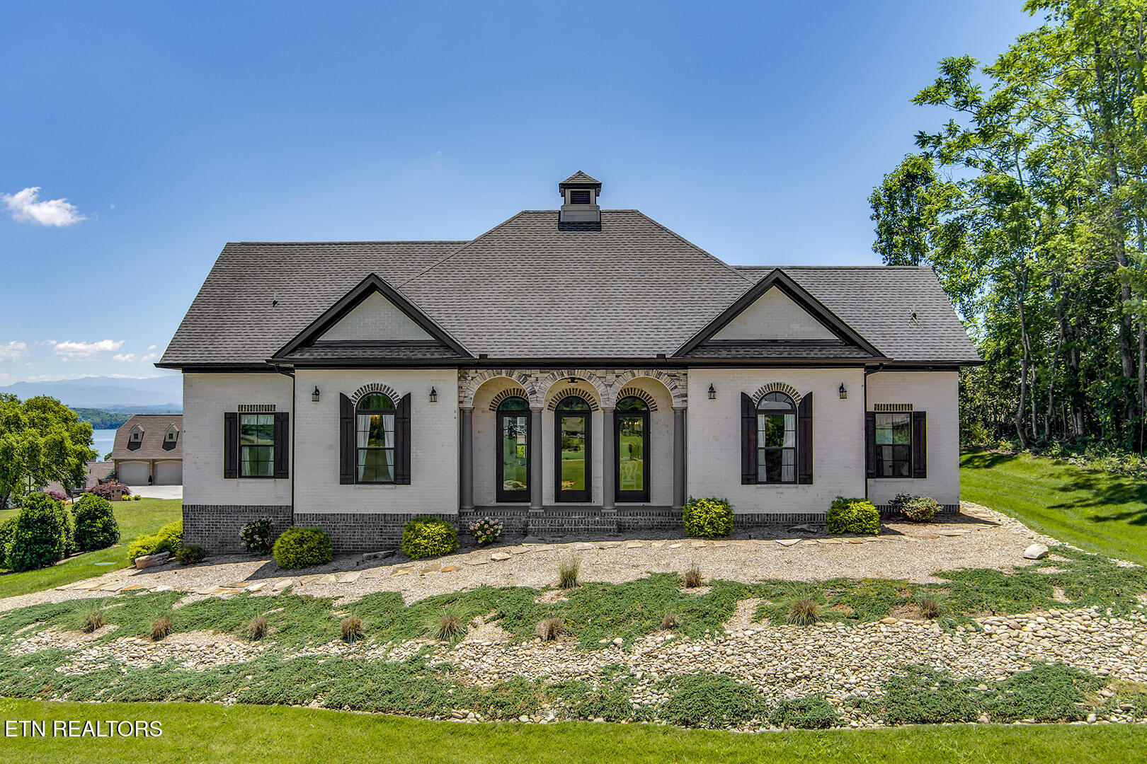 141 Gold Finch Lane Vonore TN 37885