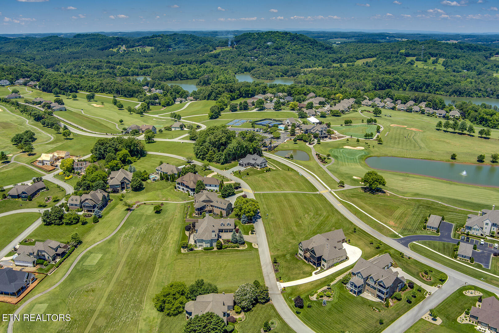 141 Gold Finch Lane Vonore TN 37885