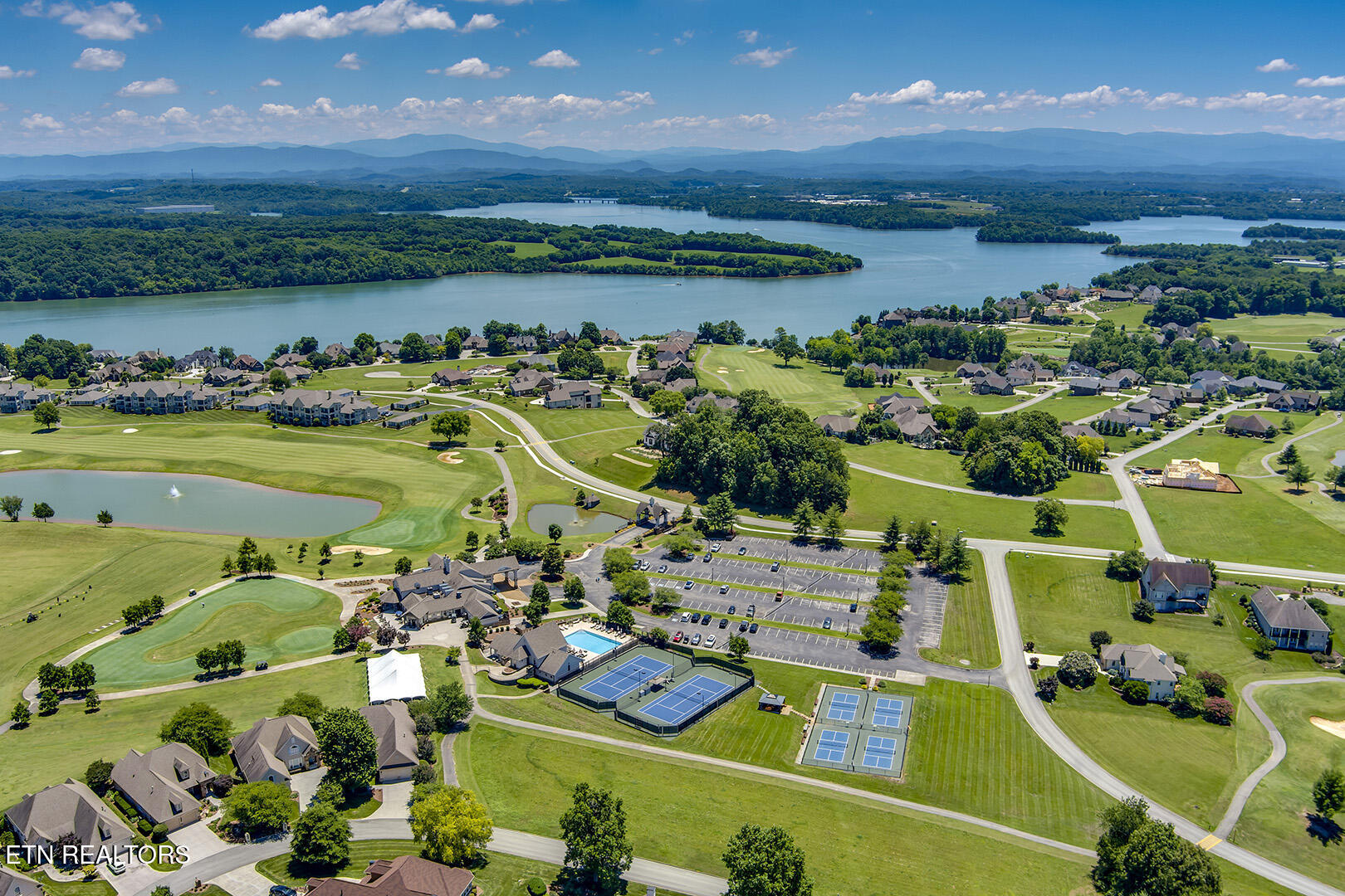 141 Gold Finch Lane Vonore TN 37885