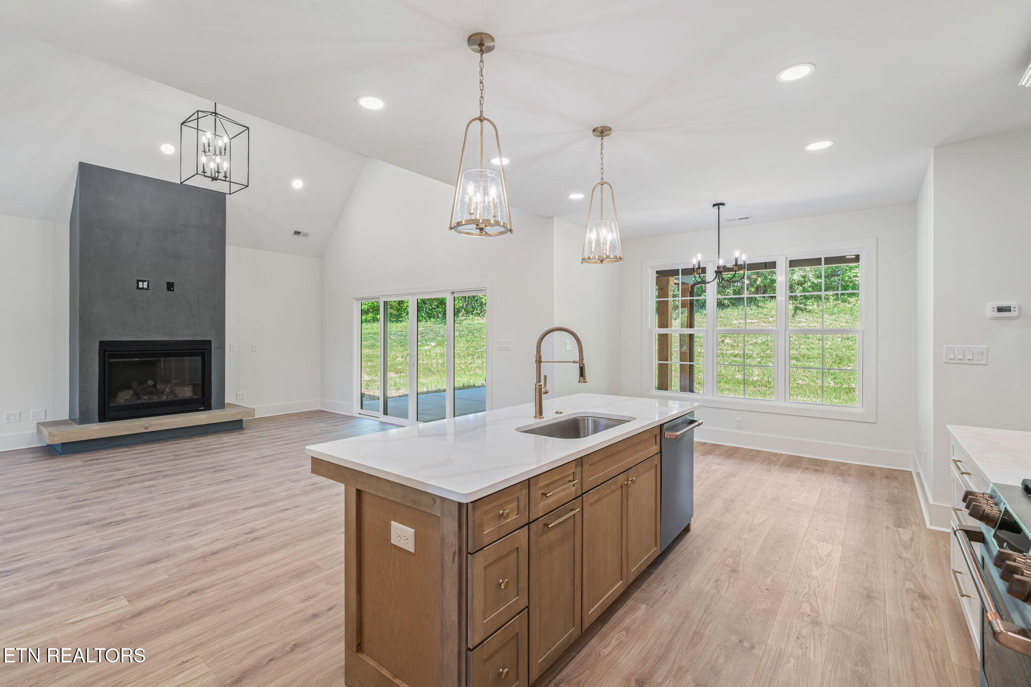 1211 Herbert Drive Greenback TN 37742