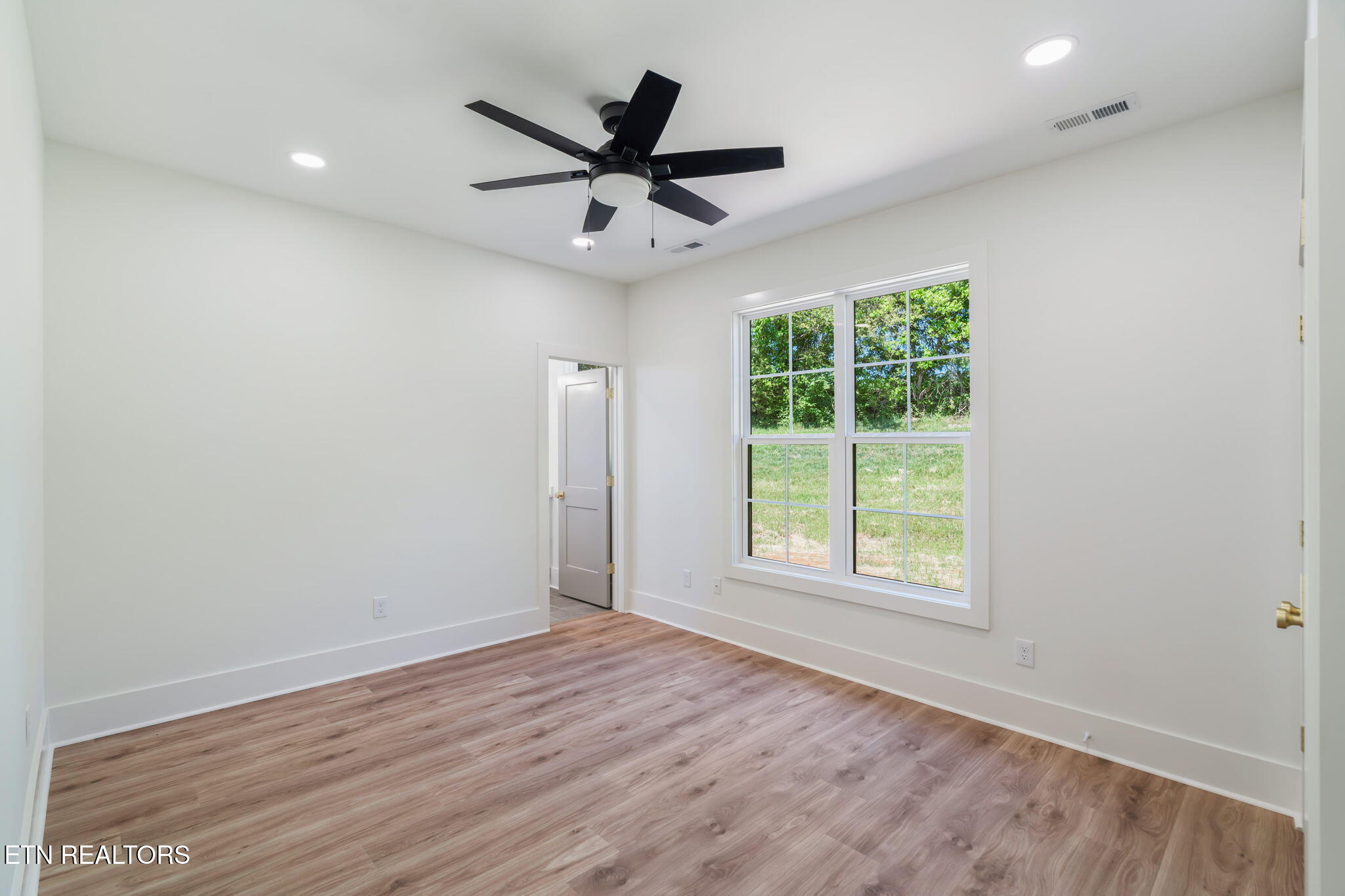 1211 Herbert Drive Greenback TN 37742
