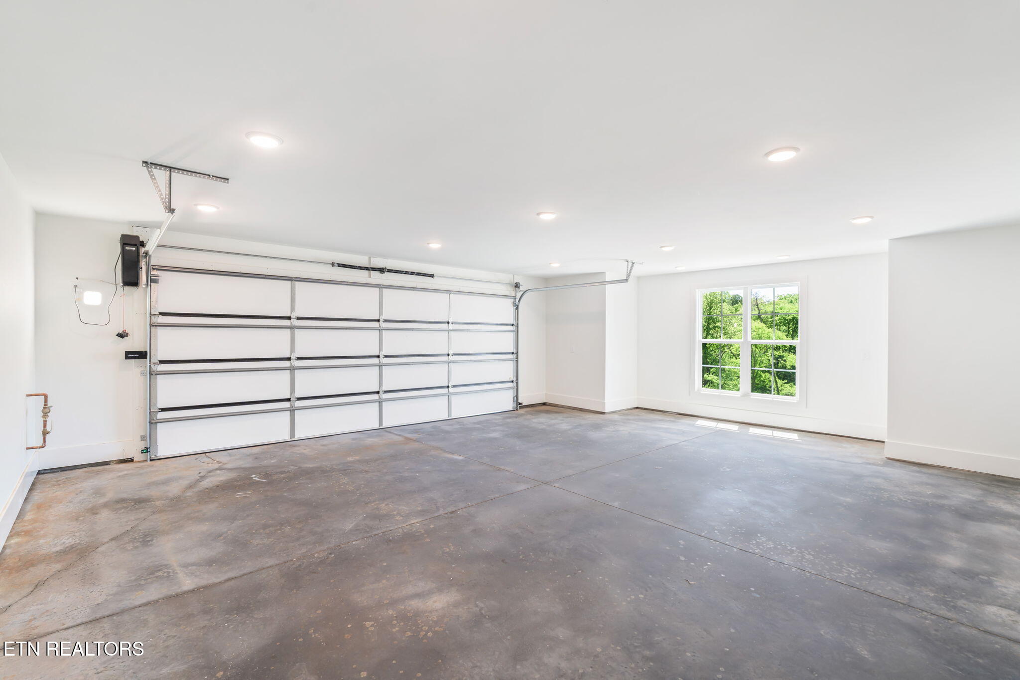 1211 Herbert Drive Greenback TN 37742
