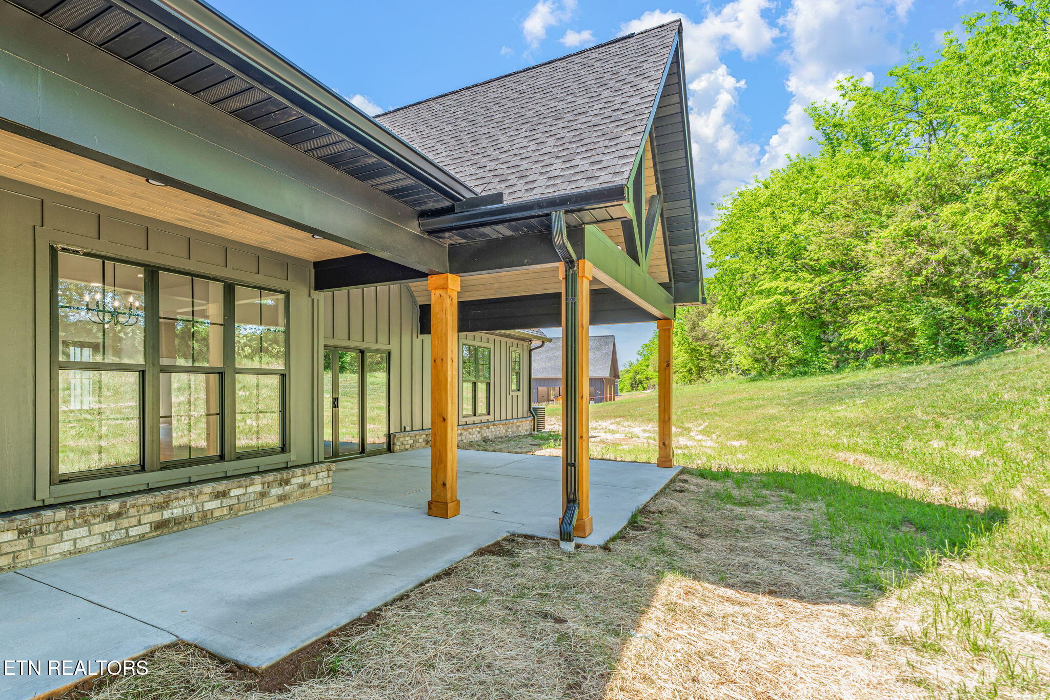 1211 Herbert Drive Greenback TN 37742