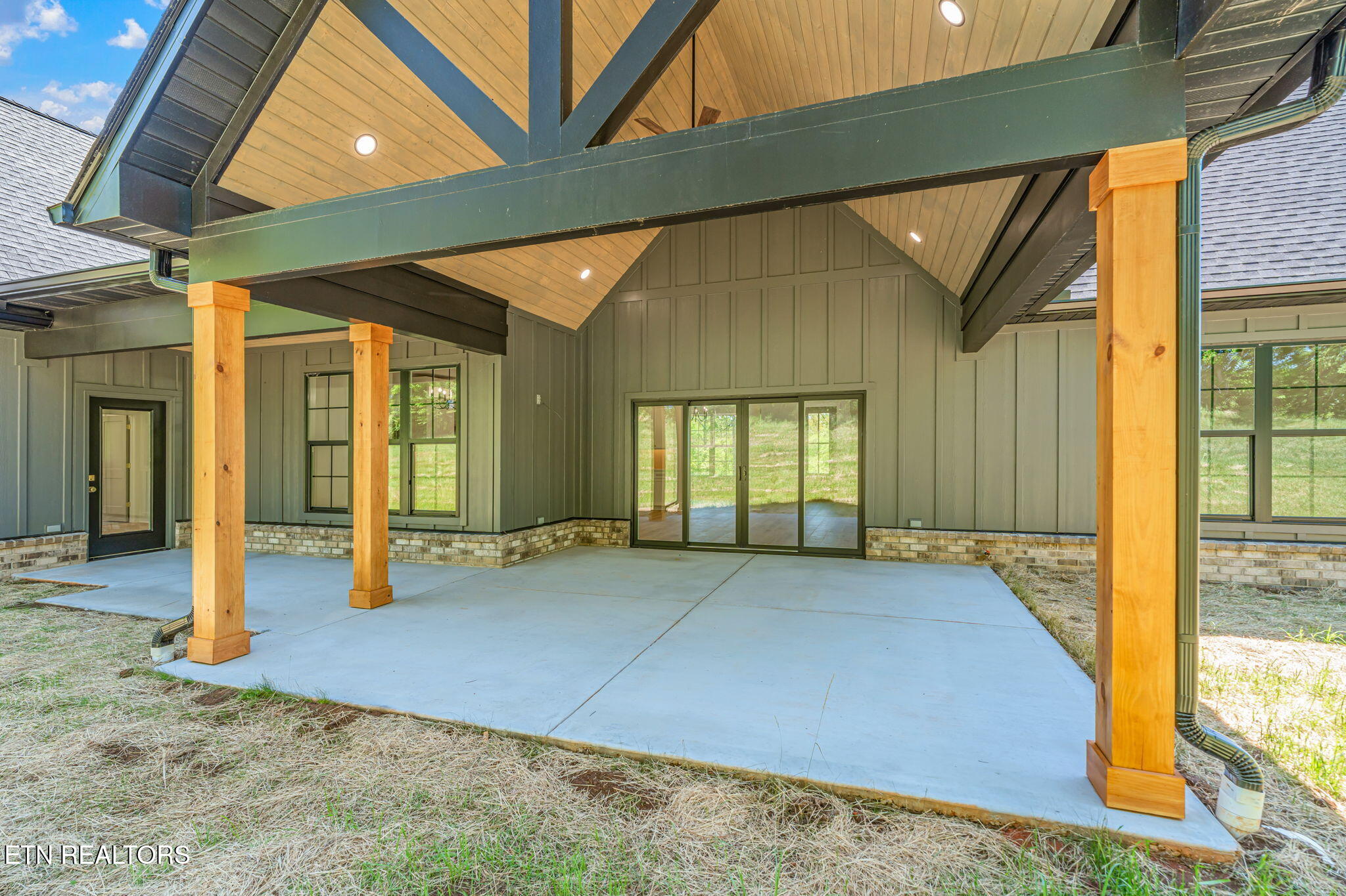 1211 Herbert Drive Greenback TN 37742