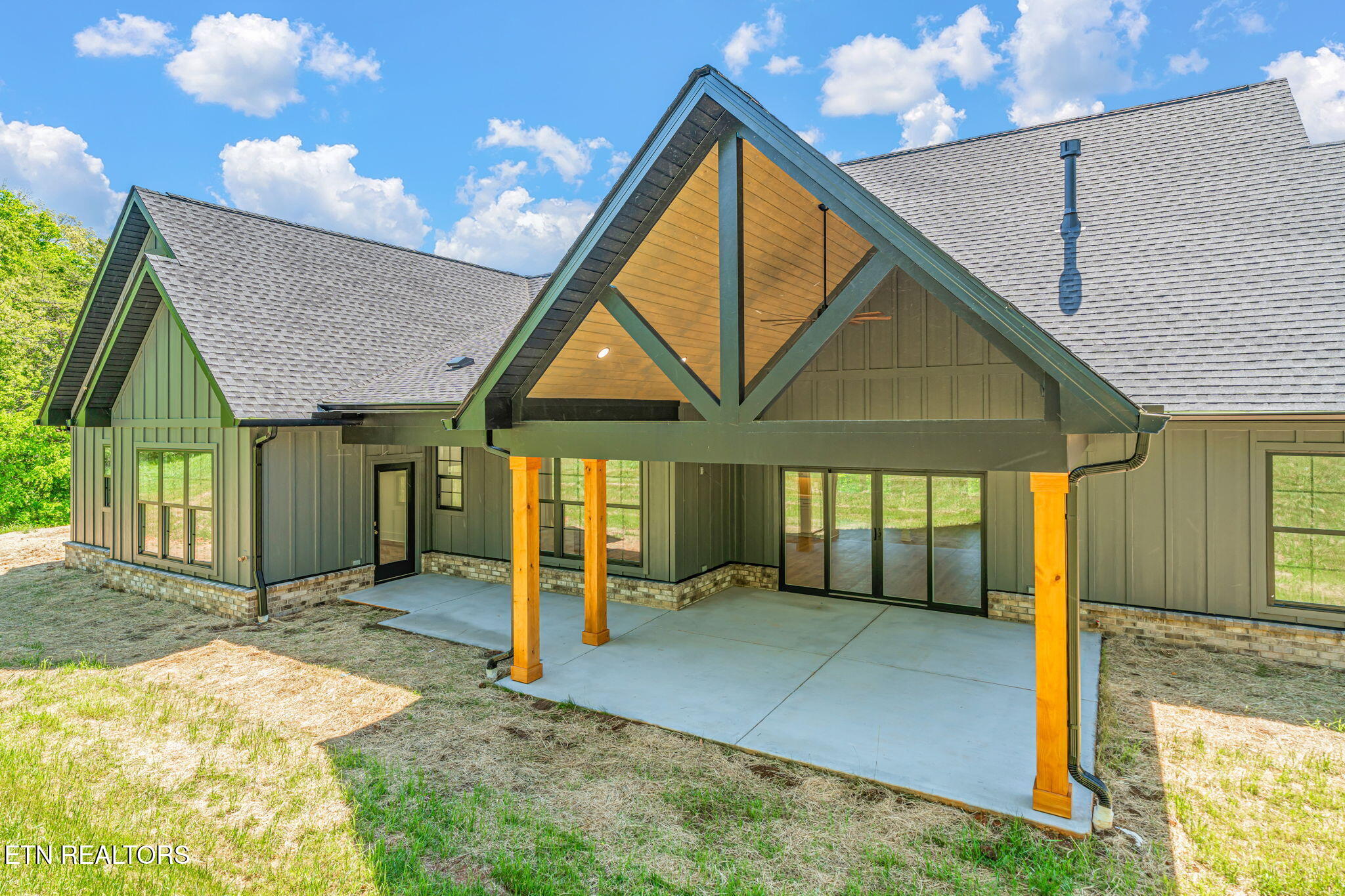 1211 Herbert Drive Greenback TN 37742