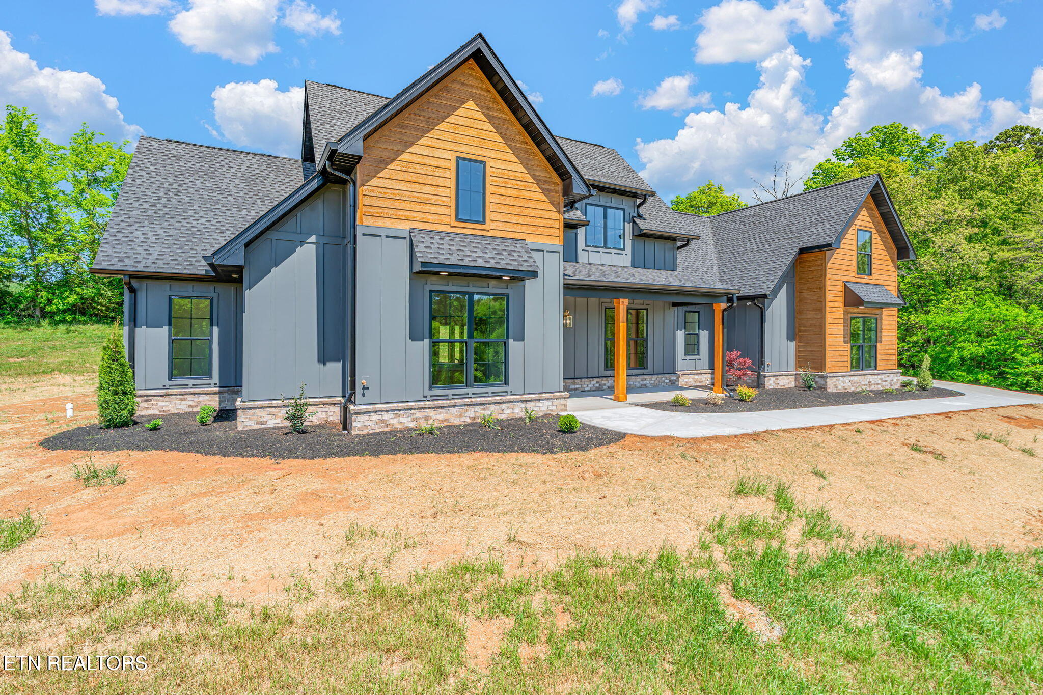 1211 Herbert Drive Greenback TN 37742